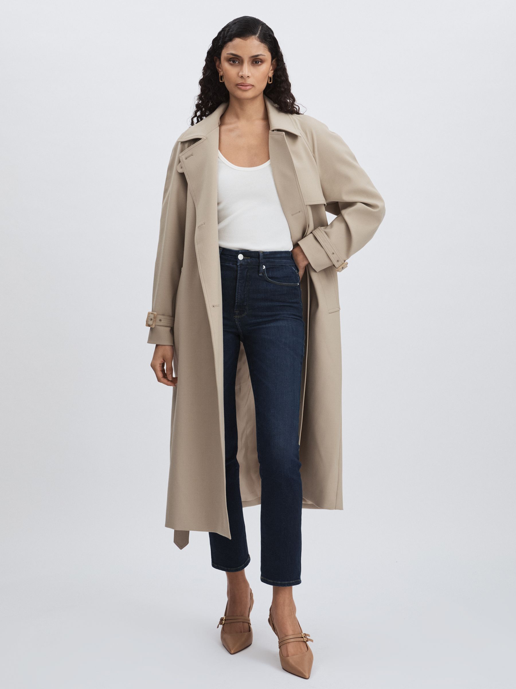 Good American Straight-Leg Jeans in Indigo