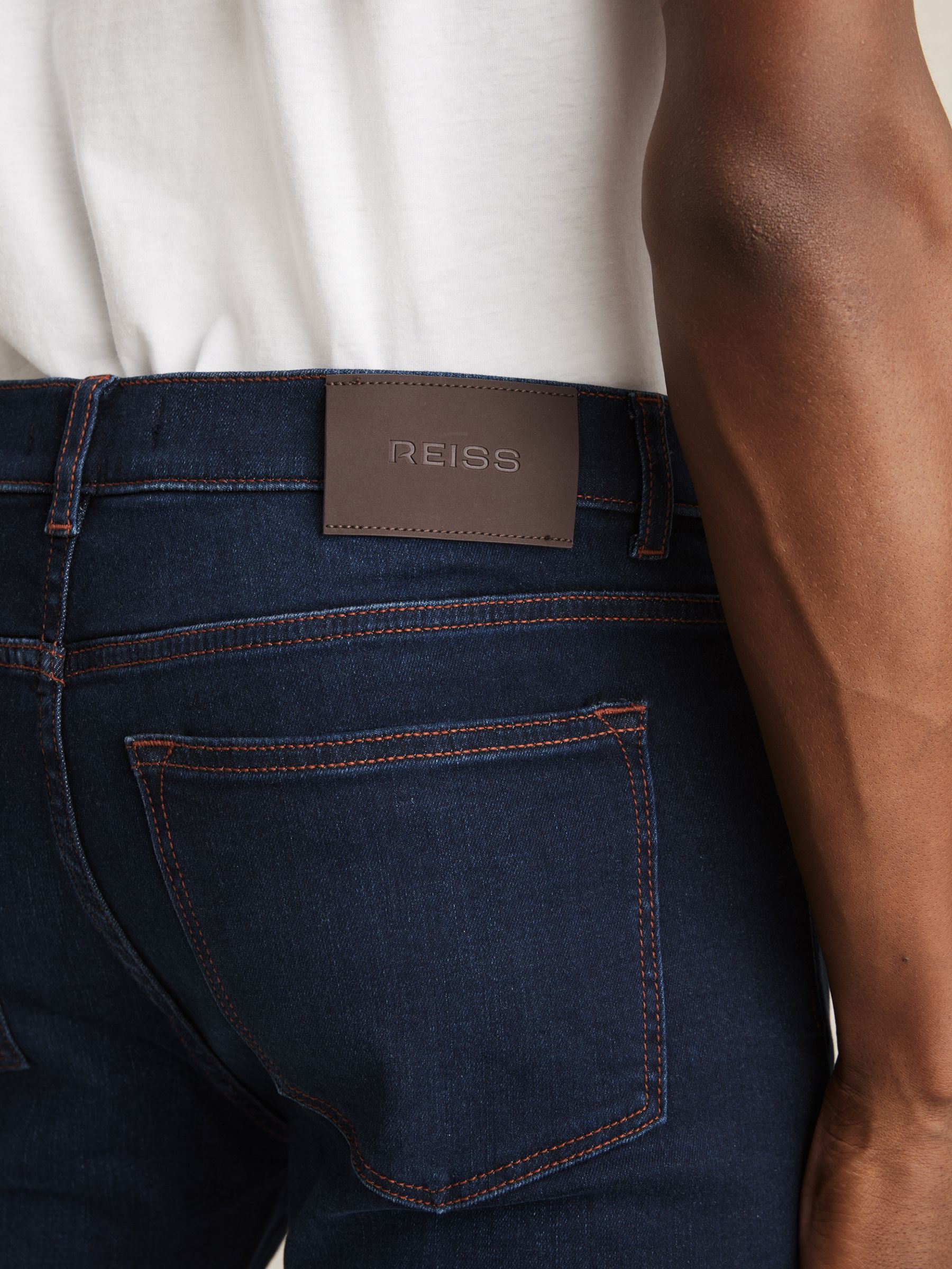 Skinny-Fit Jeans in Washed Dark Indigo