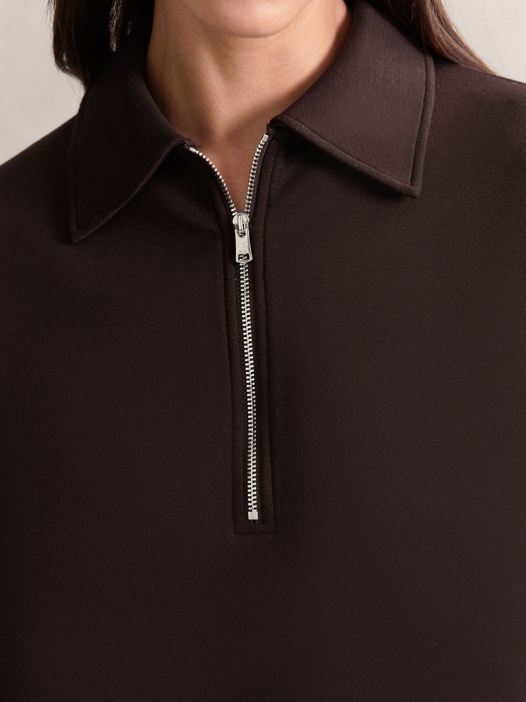 Short-Sleeve Half-Zip Sweatshirt in Plum Purple