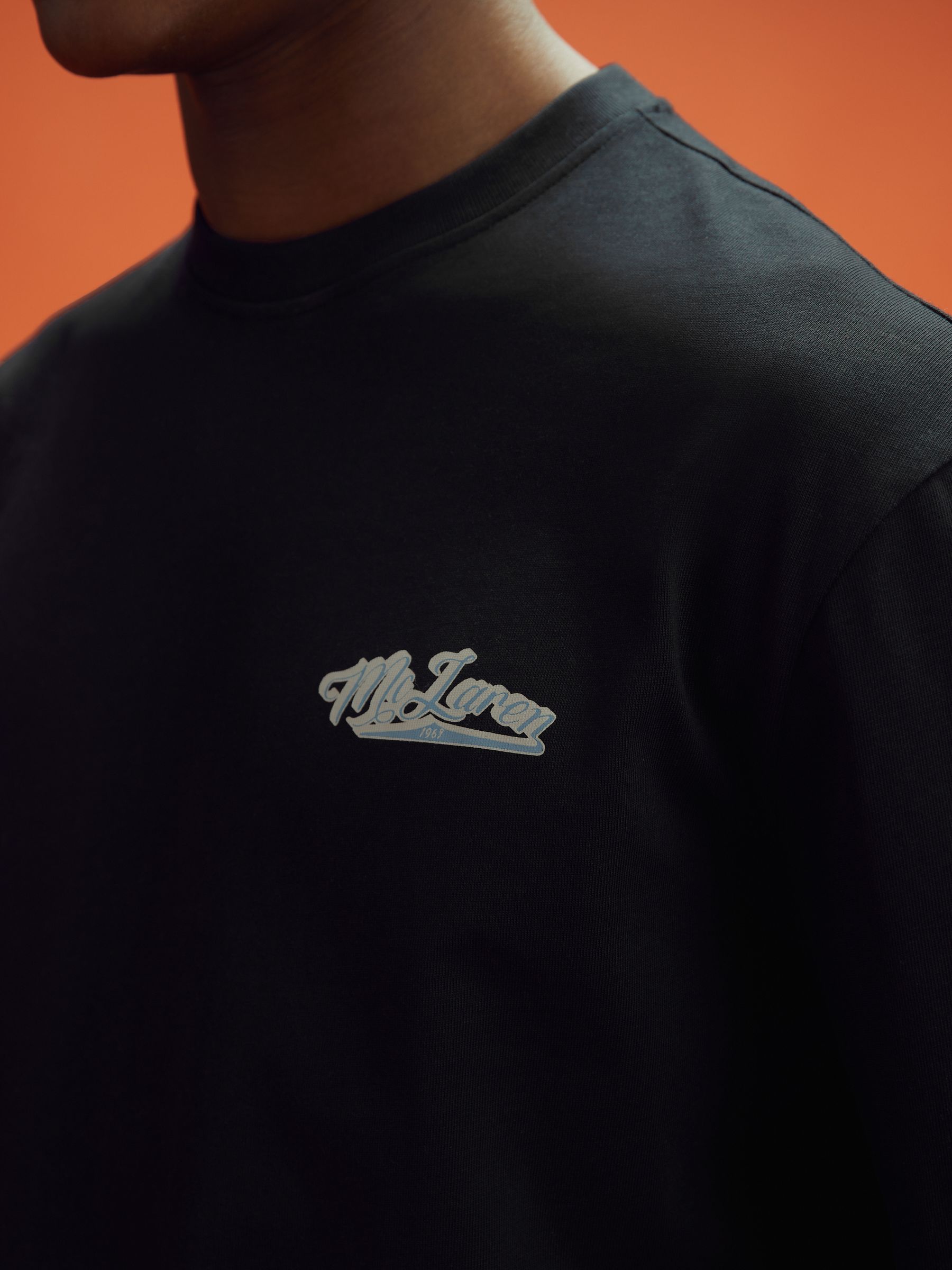 McLaren F1 Crew Neck Tour T-Shirt in Black