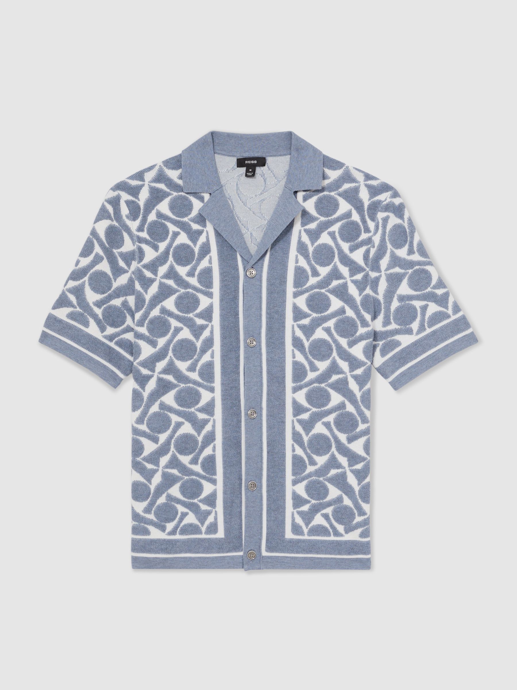 Abstract Pattern Towelling Shirt in Soft Blue/White