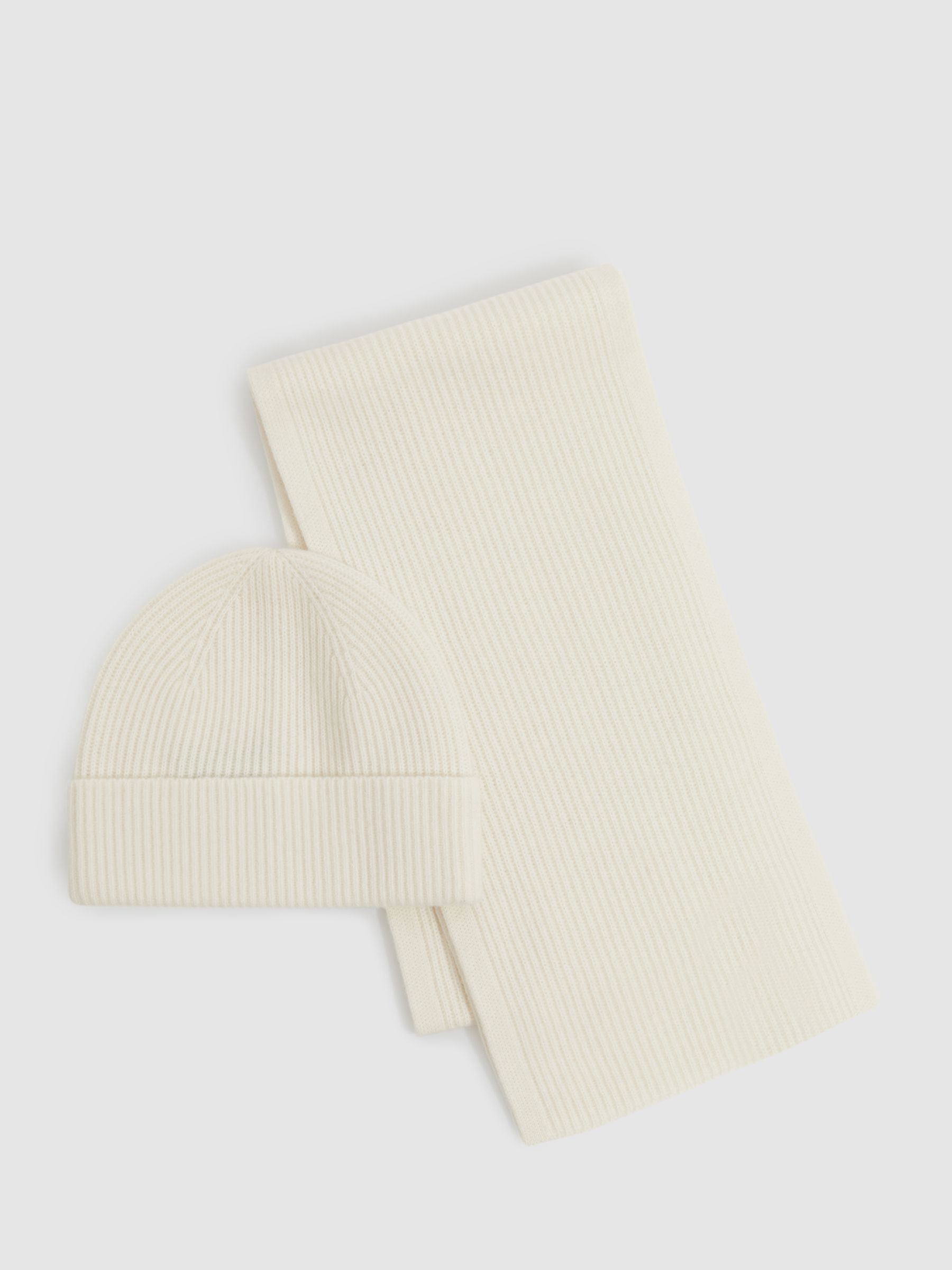 Merino Wool Ribbed Scarf And Beanie Set in Off White
