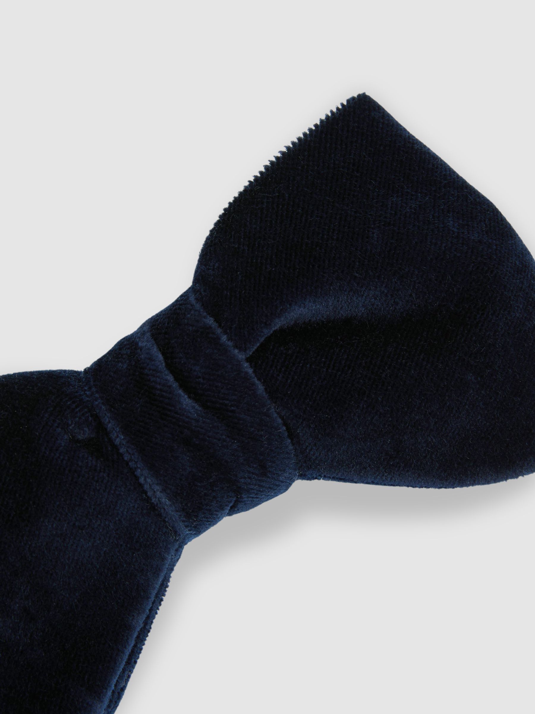 Velvet Bow Tie in Navy