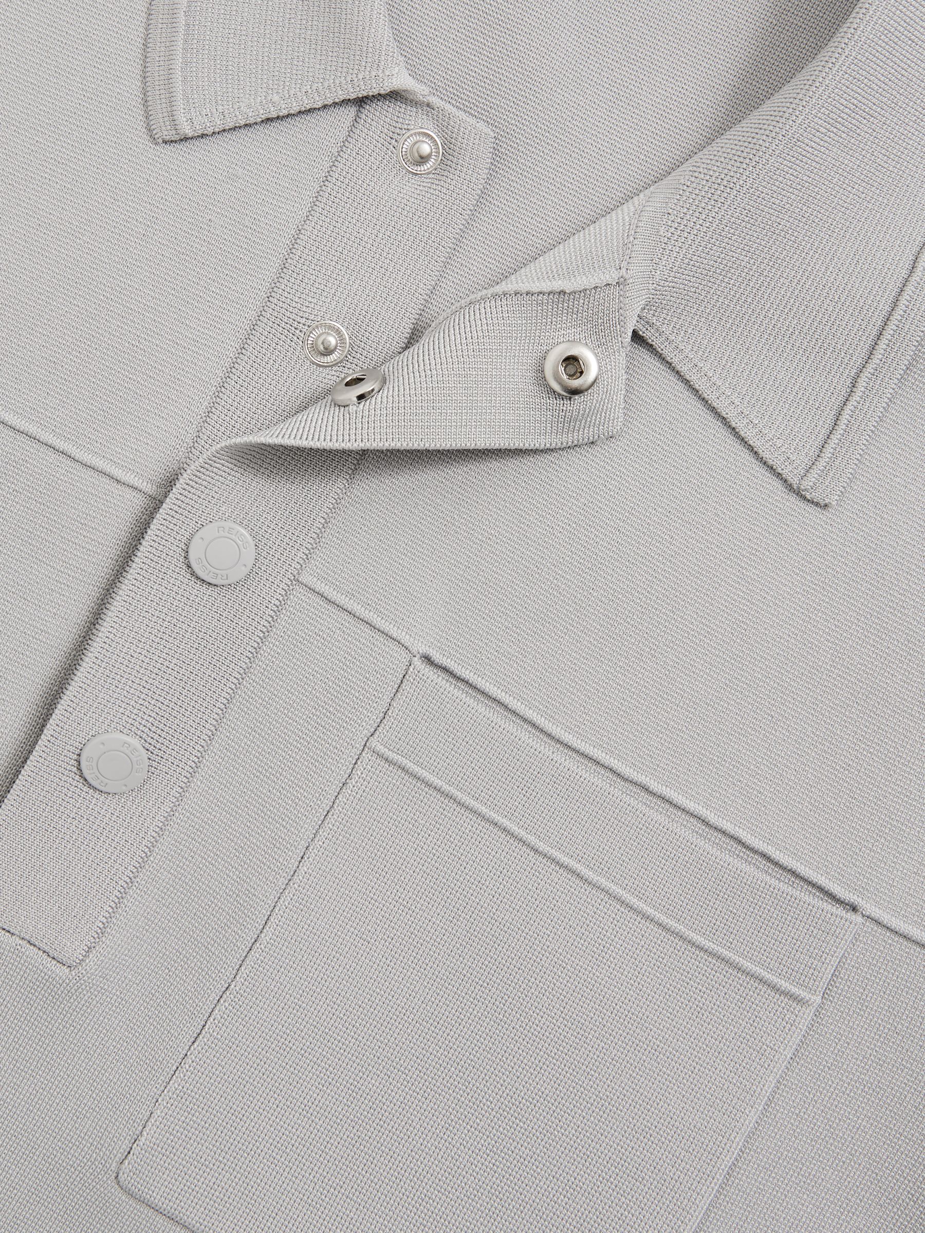 Press-Stud Seam-Detail Polo Shirt in Ice Grey