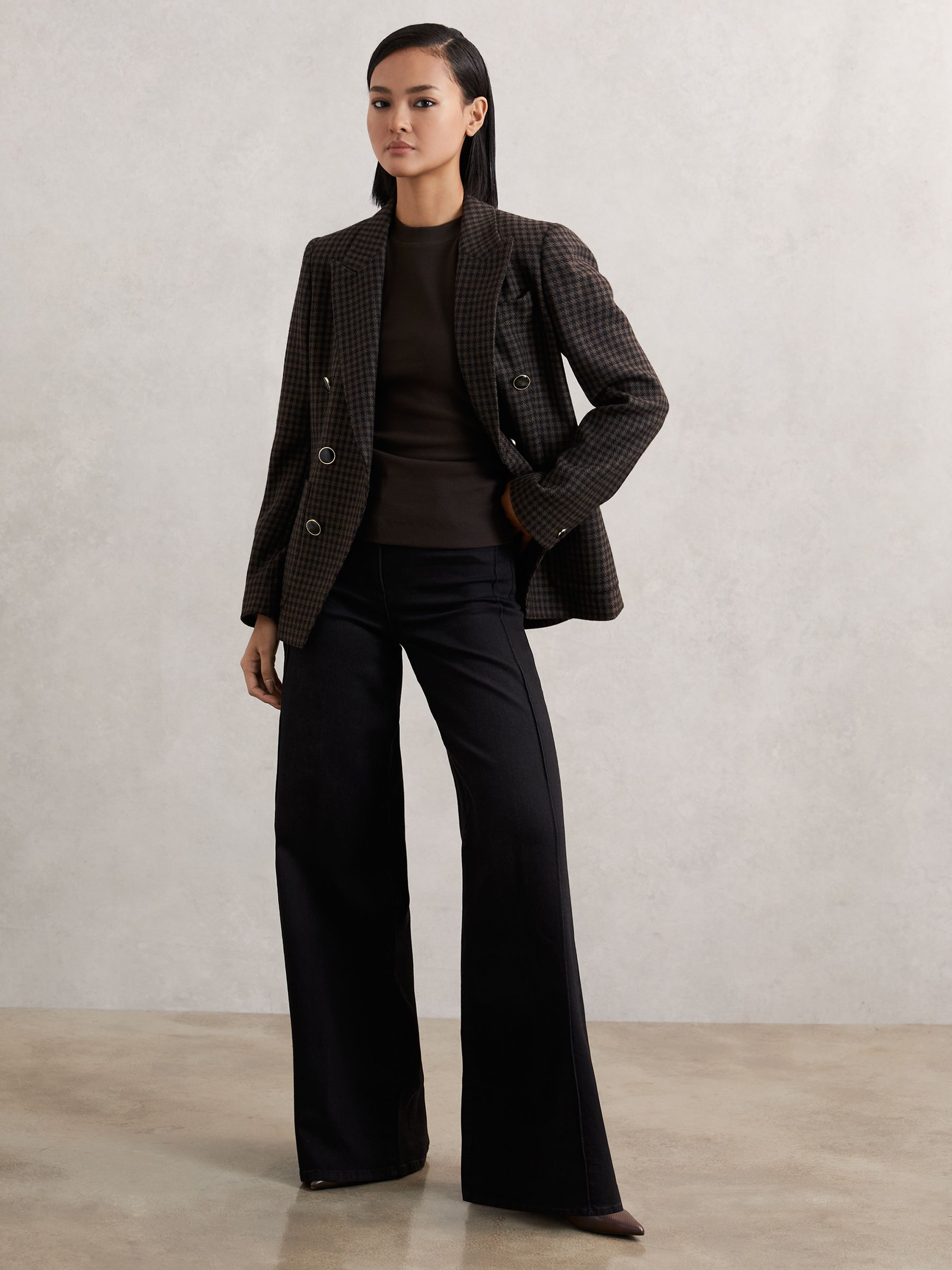 Ribbed Ruched Waist Vest in Chocolate