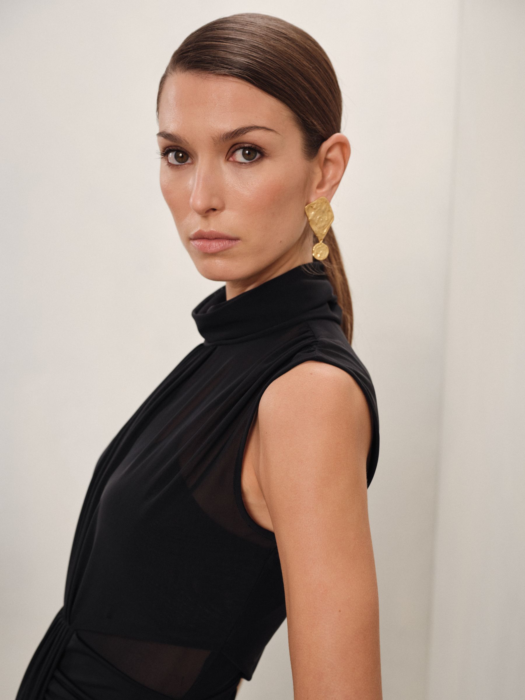 Ruched Sleeveless Maxi Dress in Black