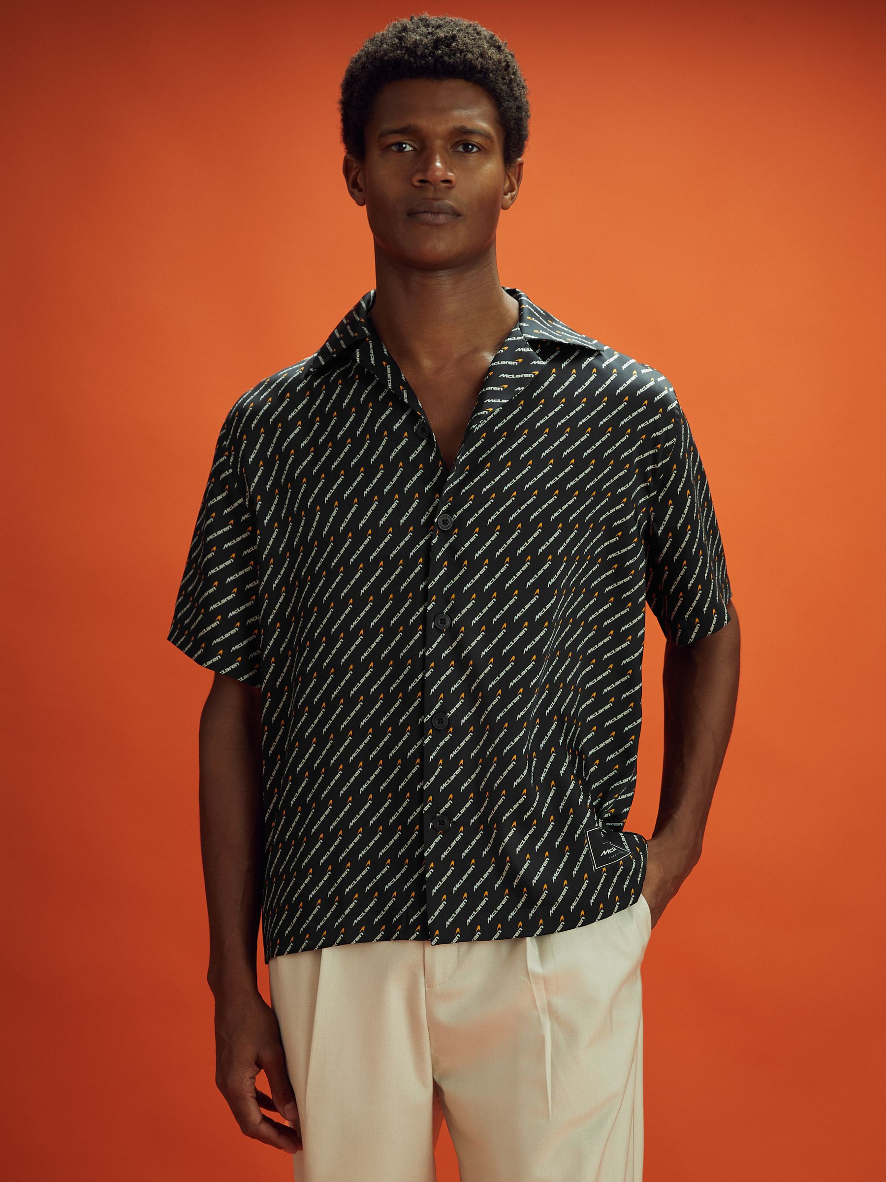 McLaren F1 Silverstone Exclusive Cuban Collar Shirt in Black Multi