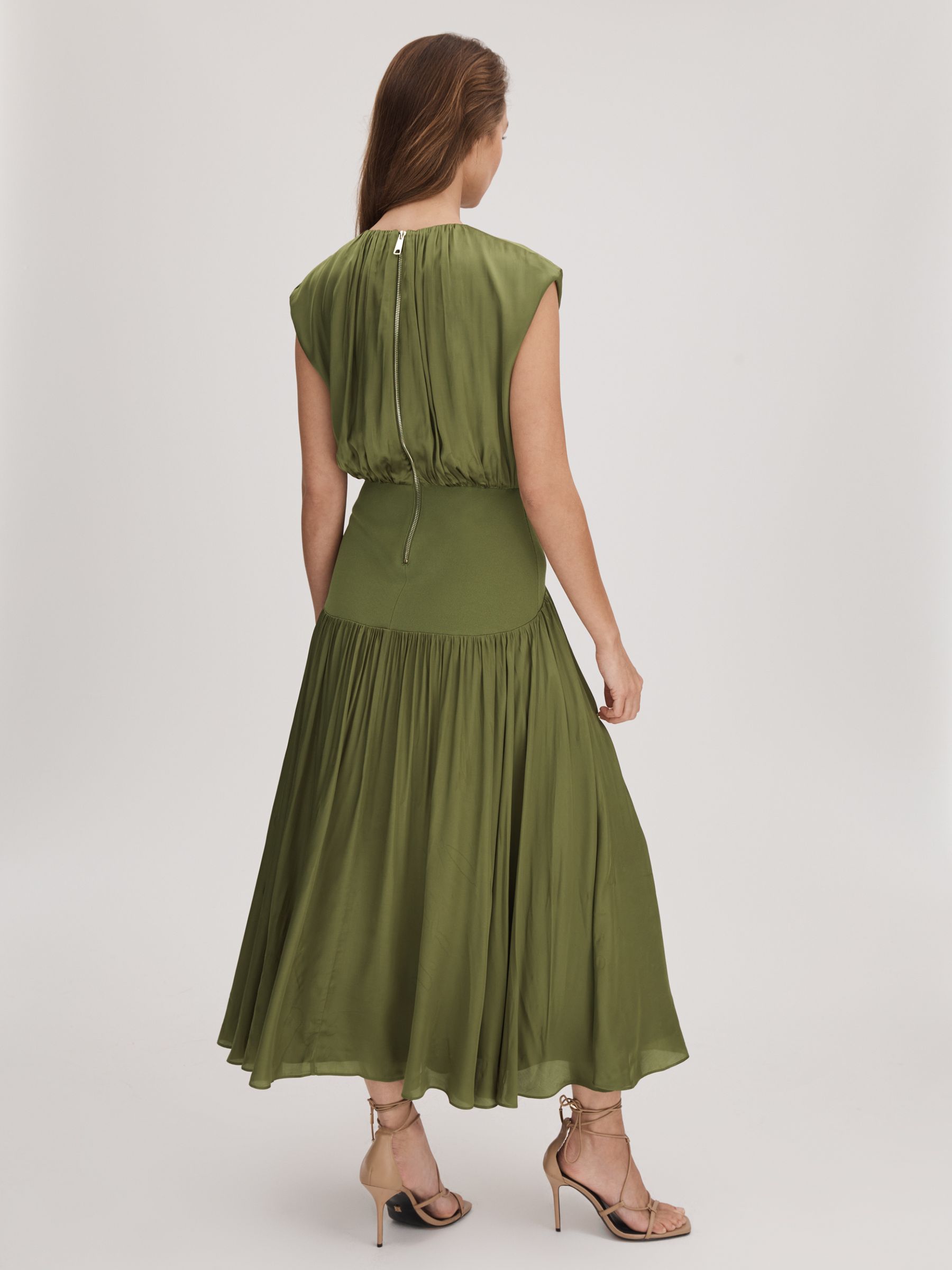 Florere Dropped Waist Midi Dress in Khaki