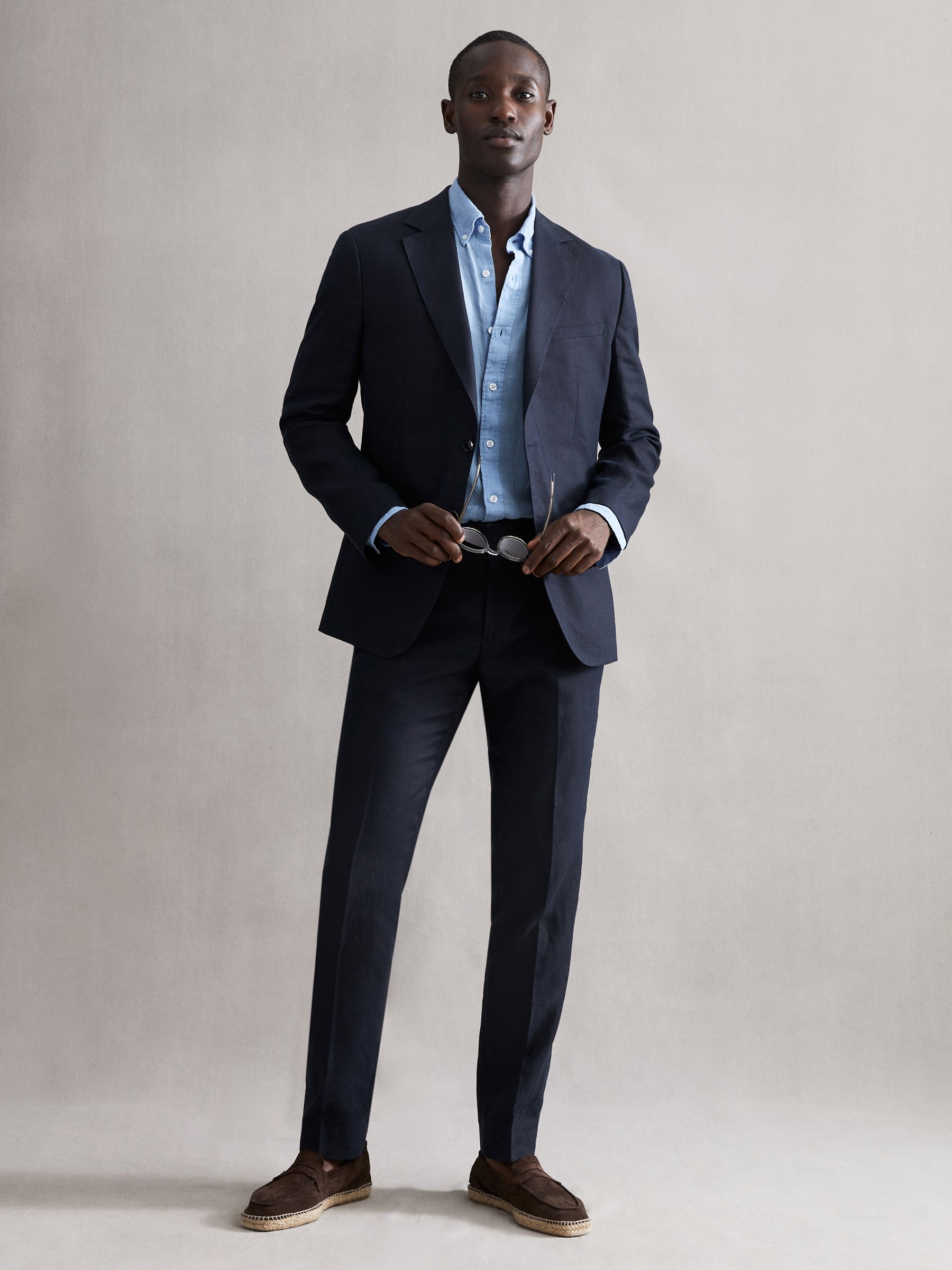 Slim Fit Single Breasted Linen Blazer in Navy