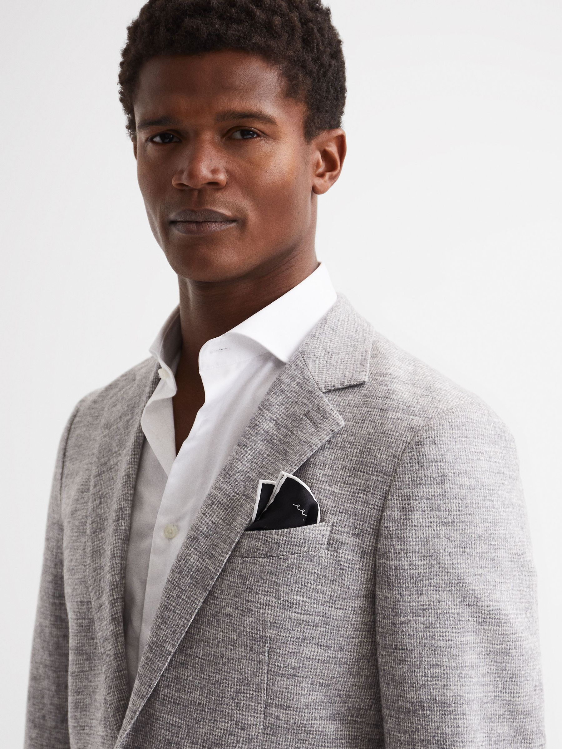 Plain Silk Pocket Square in Black