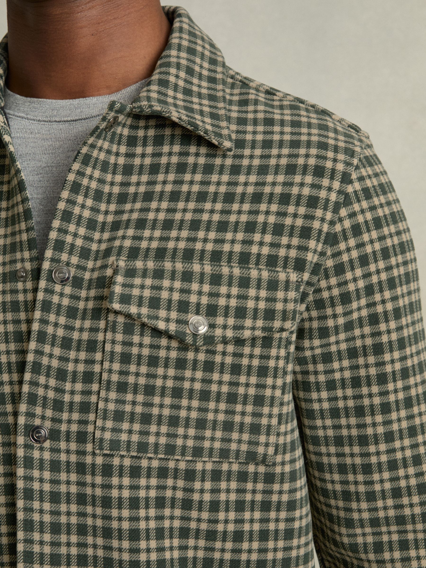 Check Patch-Pocket Overshirt in Green