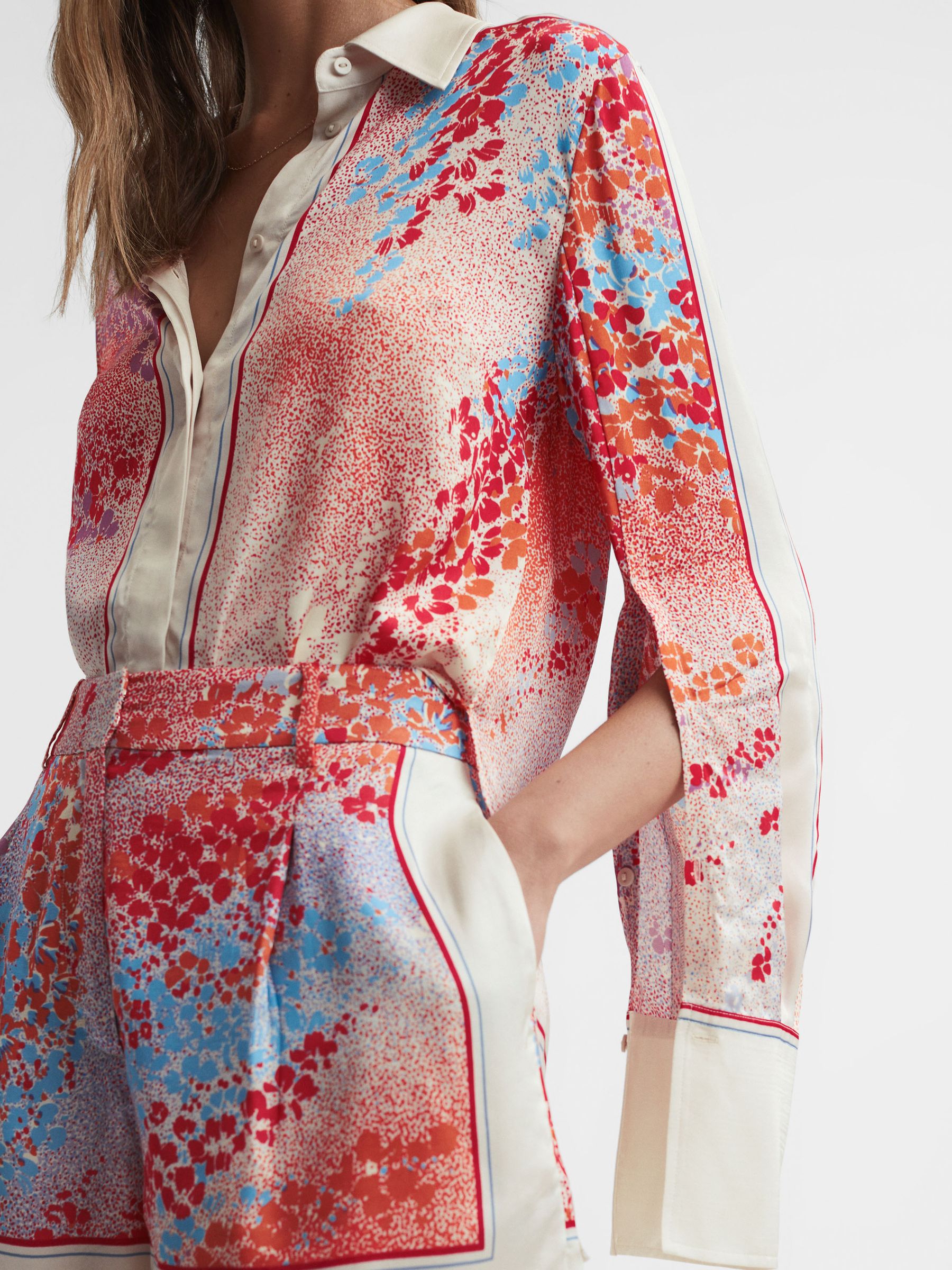 Printed Long Sleeve Shirt in Multi