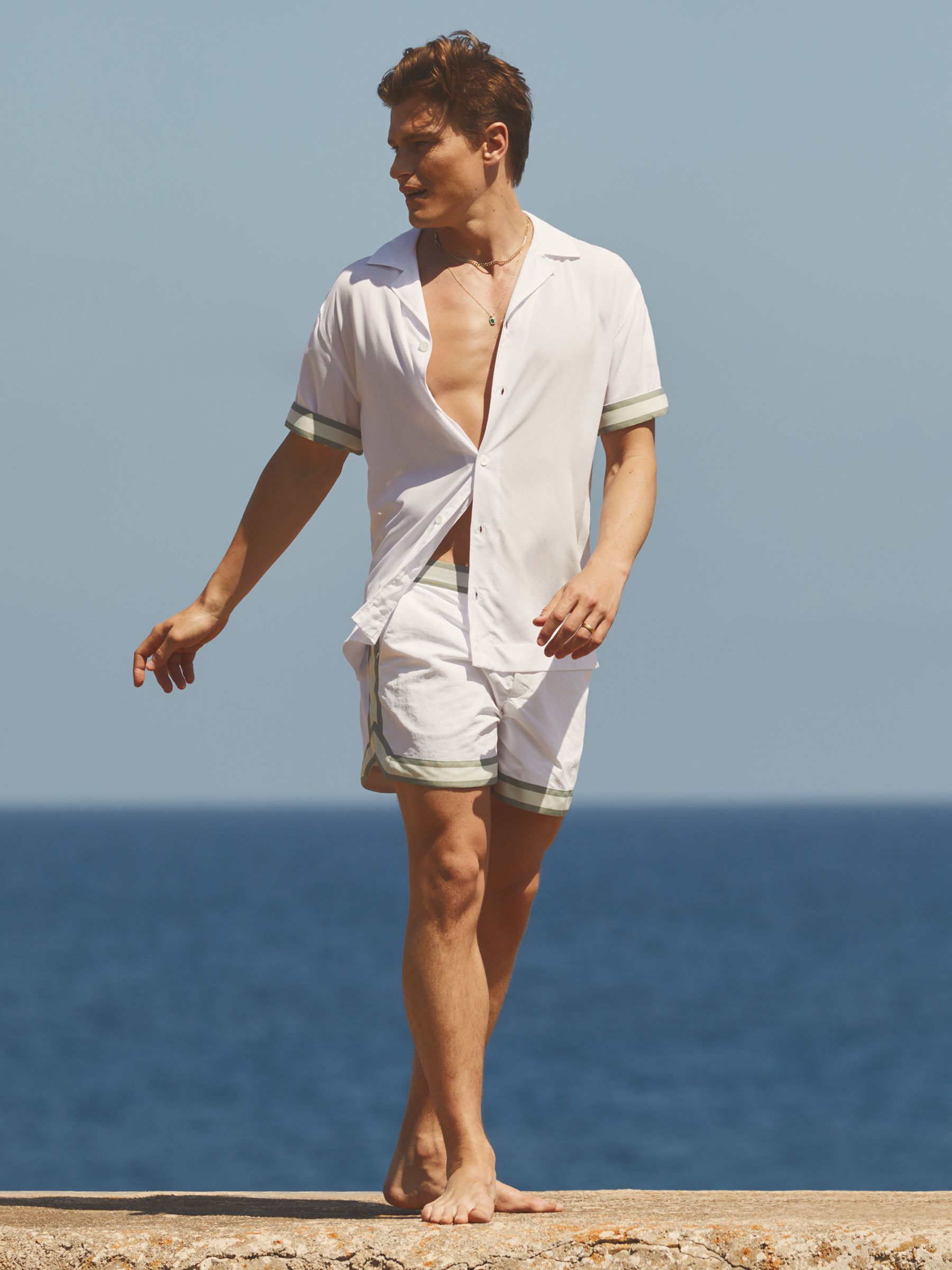 Reiss | Ché Cuff Detail Cuban Collar Shirt in White