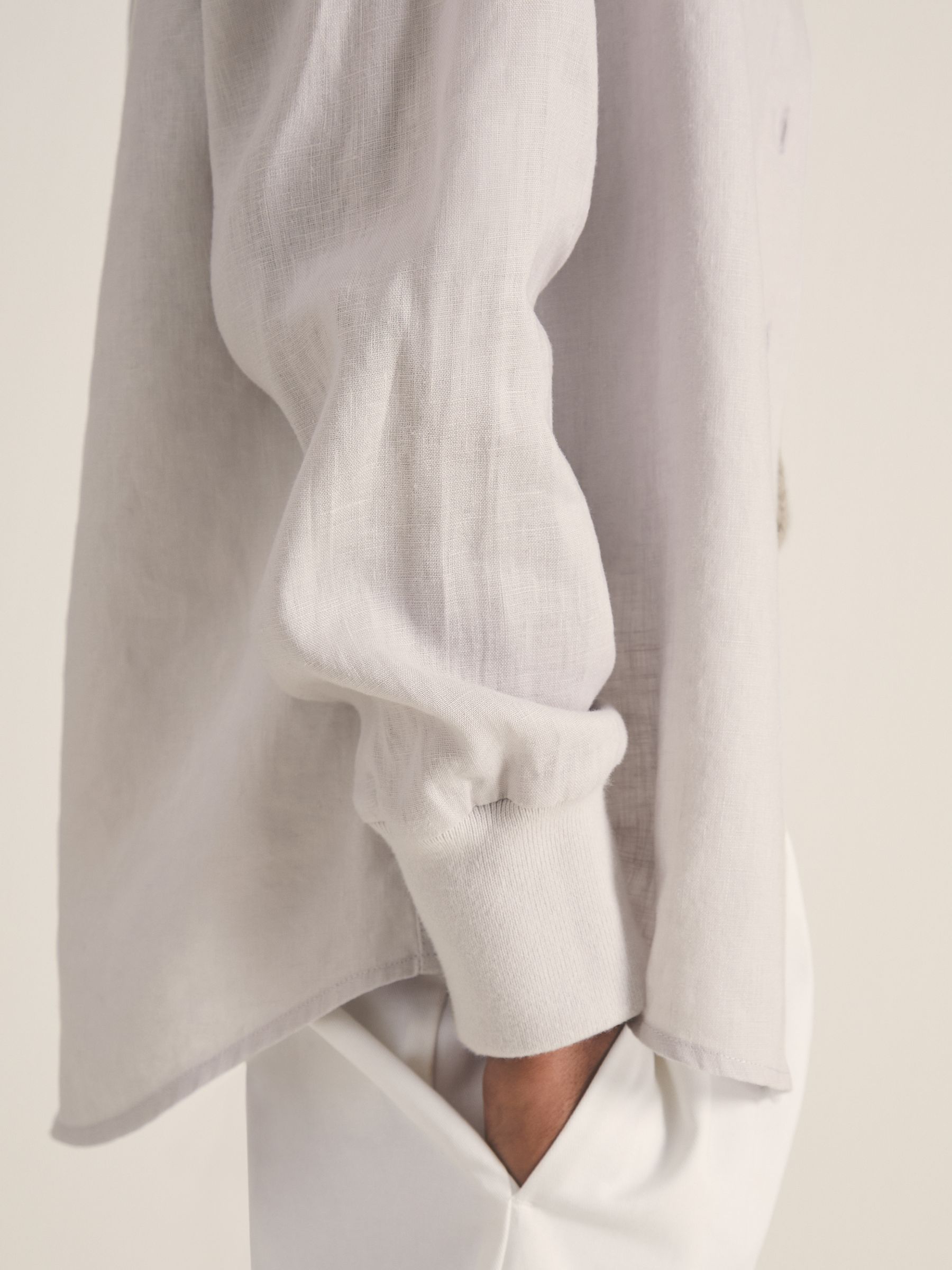 Reiss | Les 100 Ciels Linen Shirt in Soft Grey