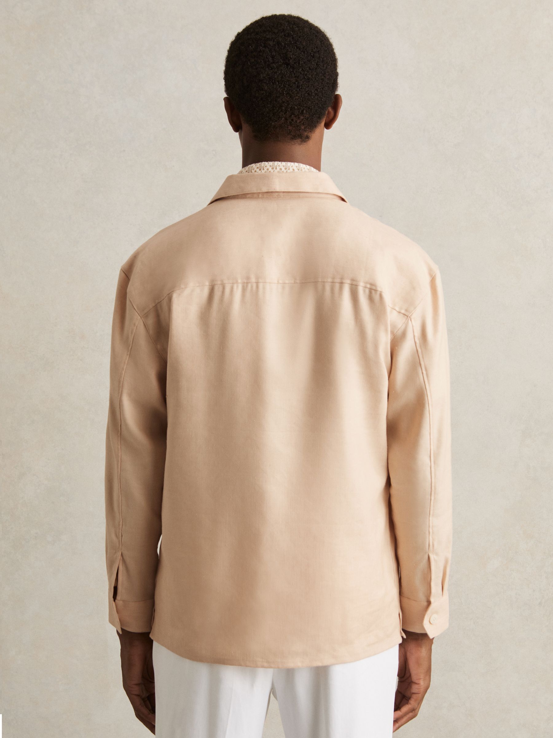 Linen Twin-Pocket Overshirt in Stone