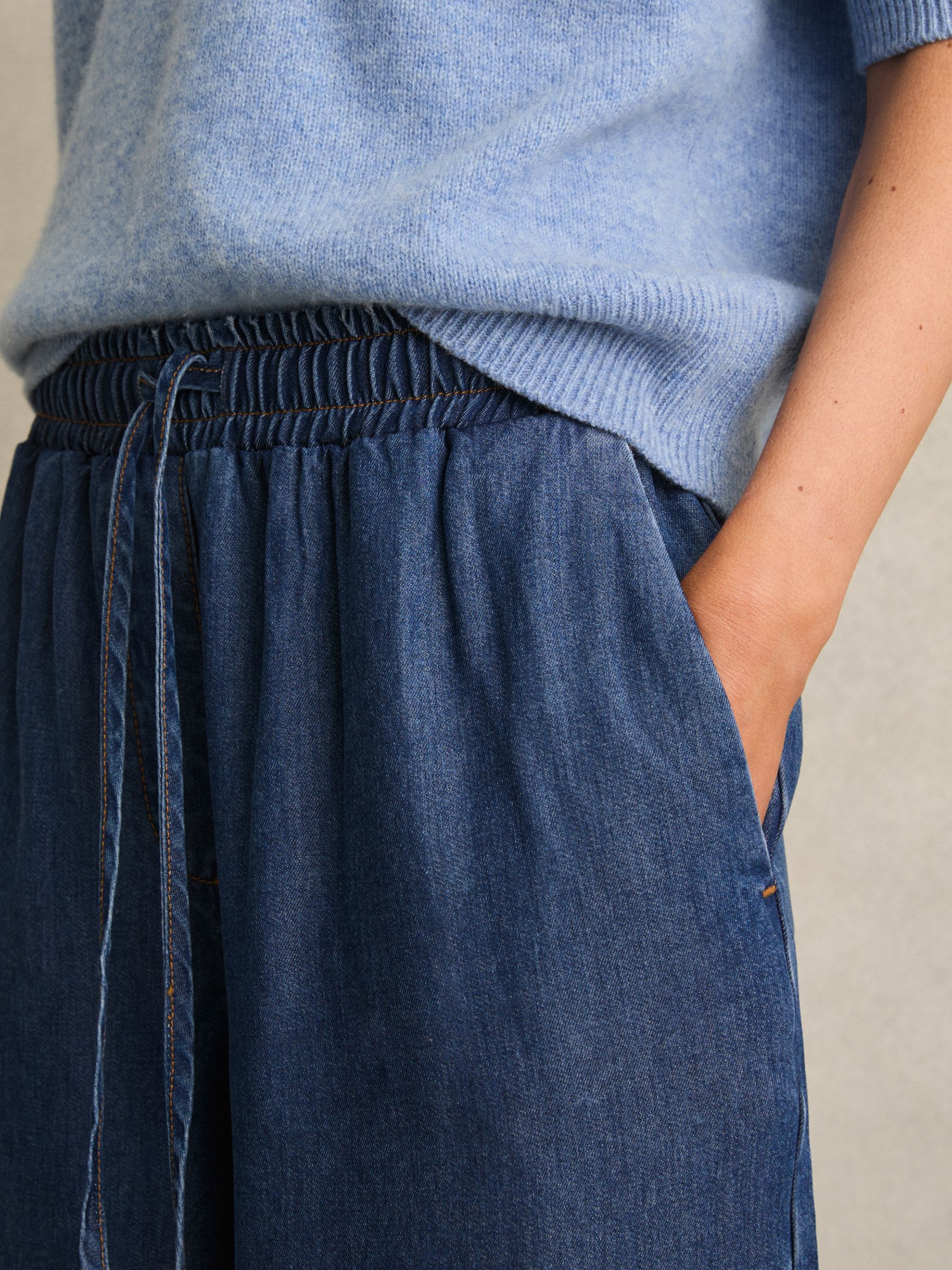 Wide-Leg Chambray Drawstring Trousers in Mid Blue