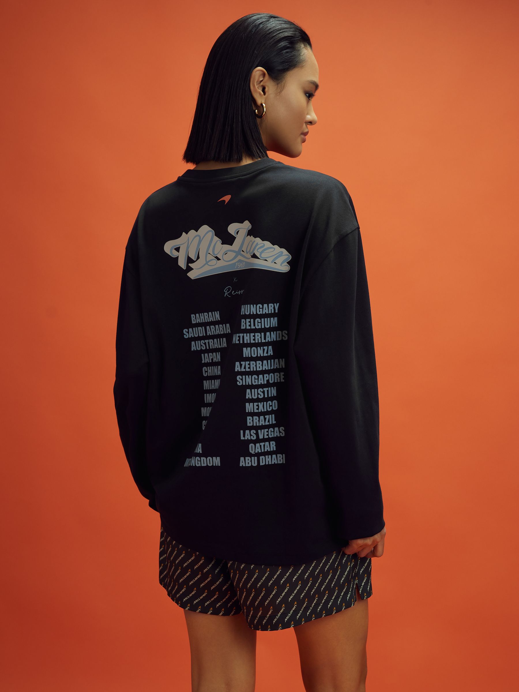 McLaren F1 Crew Neck Tour T-Shirt in Black