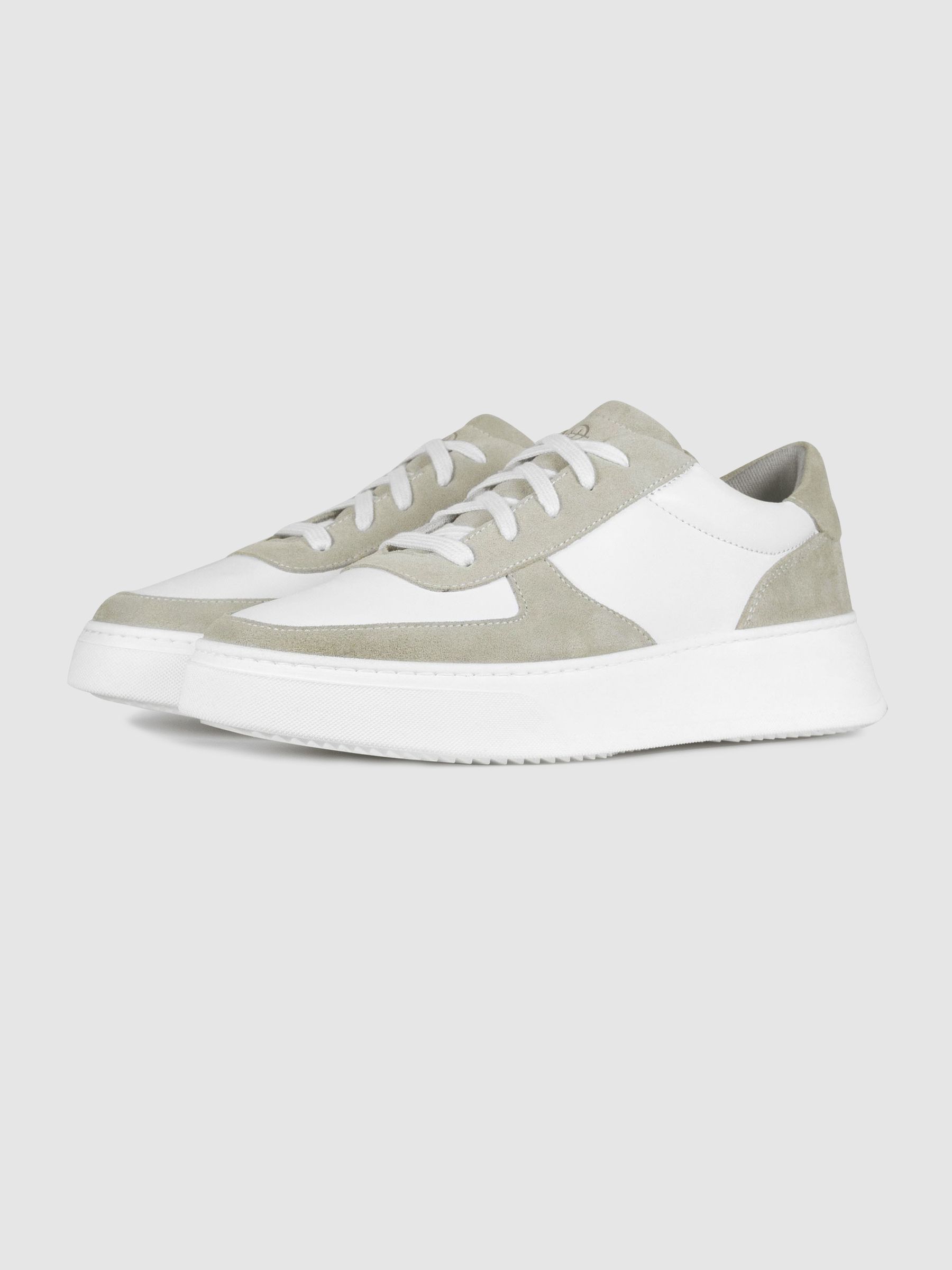 Unseen Footwear Leather Marais Trainers in Off White