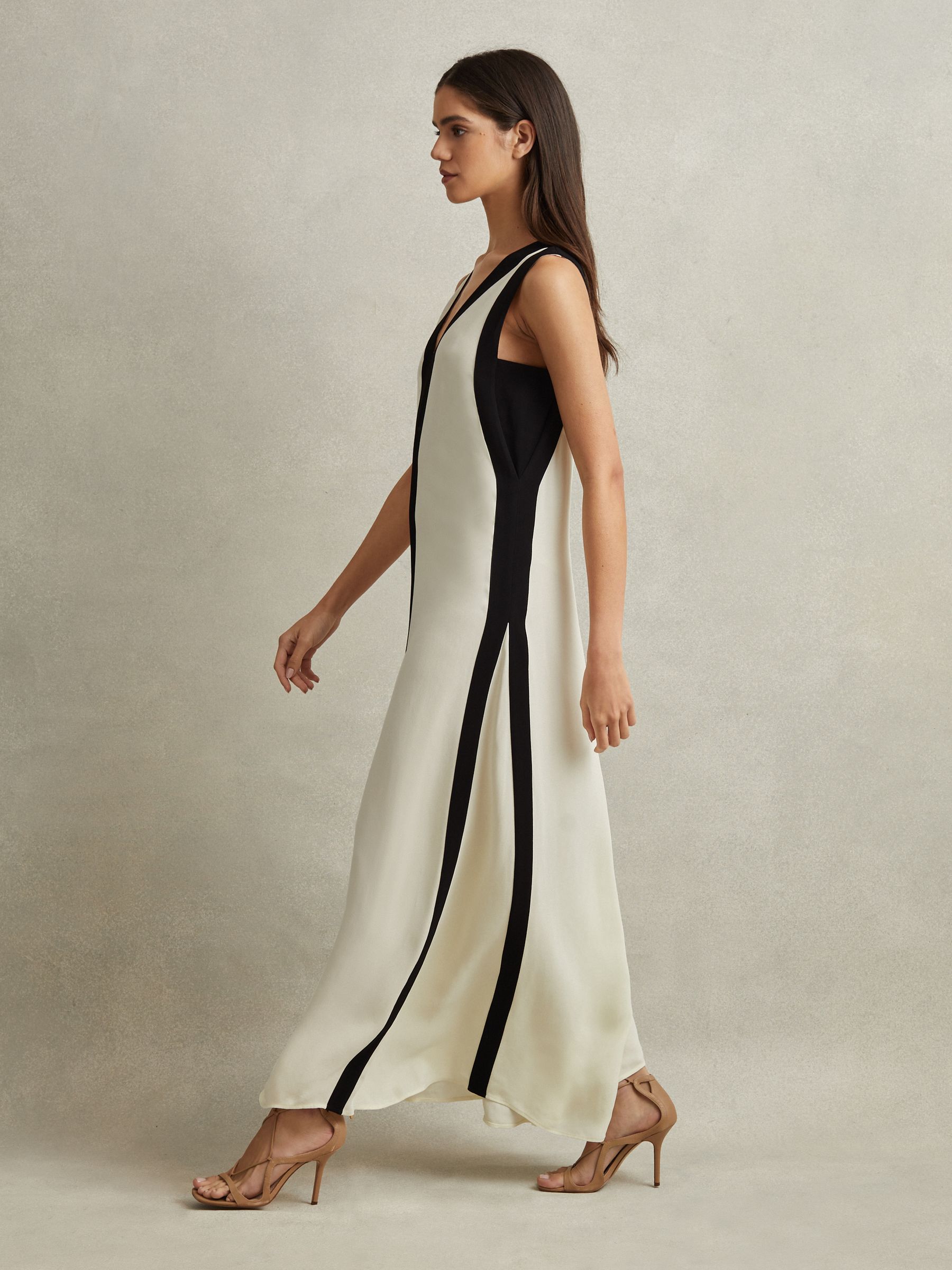 Colourblock Maxi Dress in Black/Cream