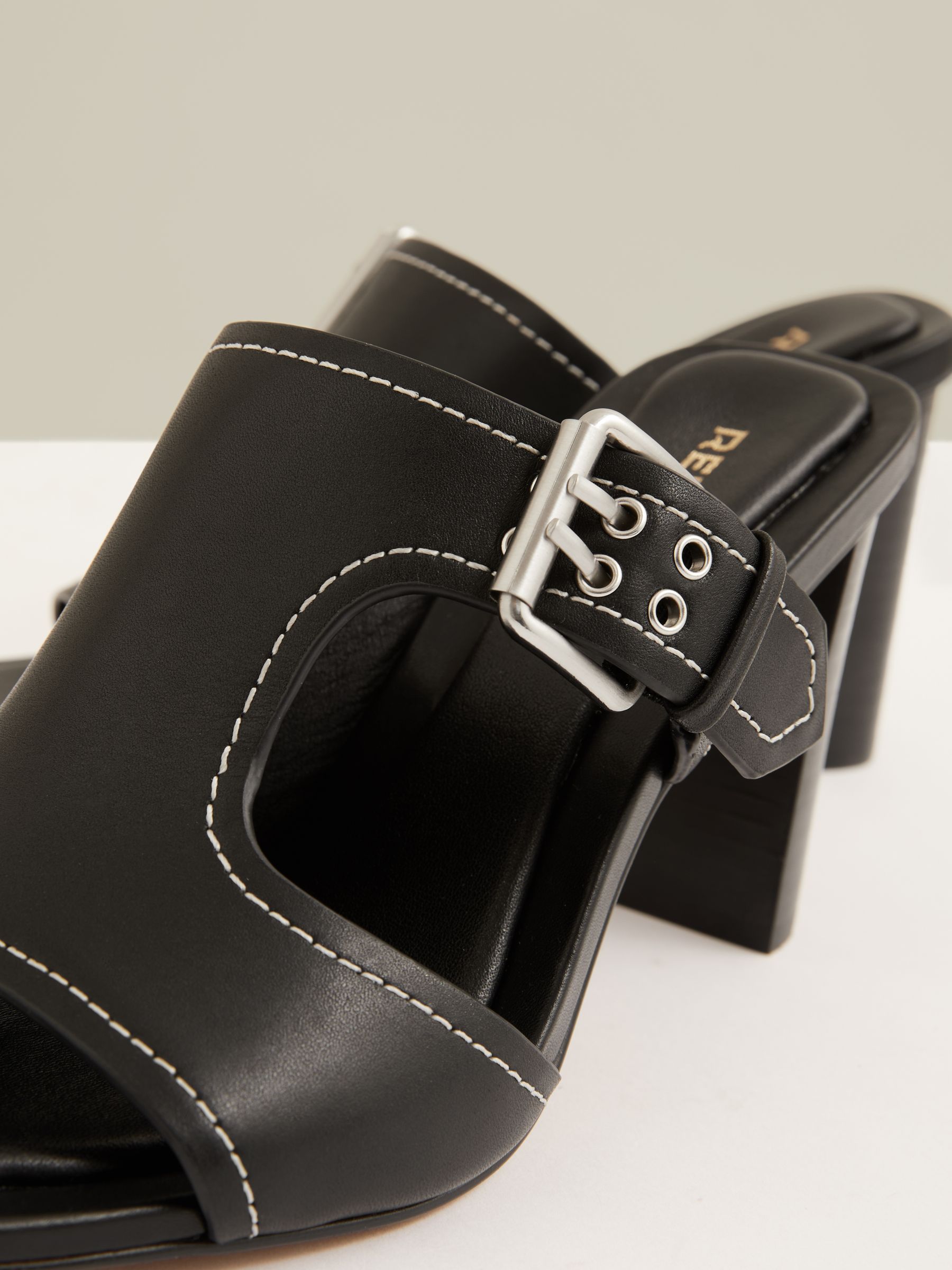 Leather Buckle Block-Heel Sandals in Black