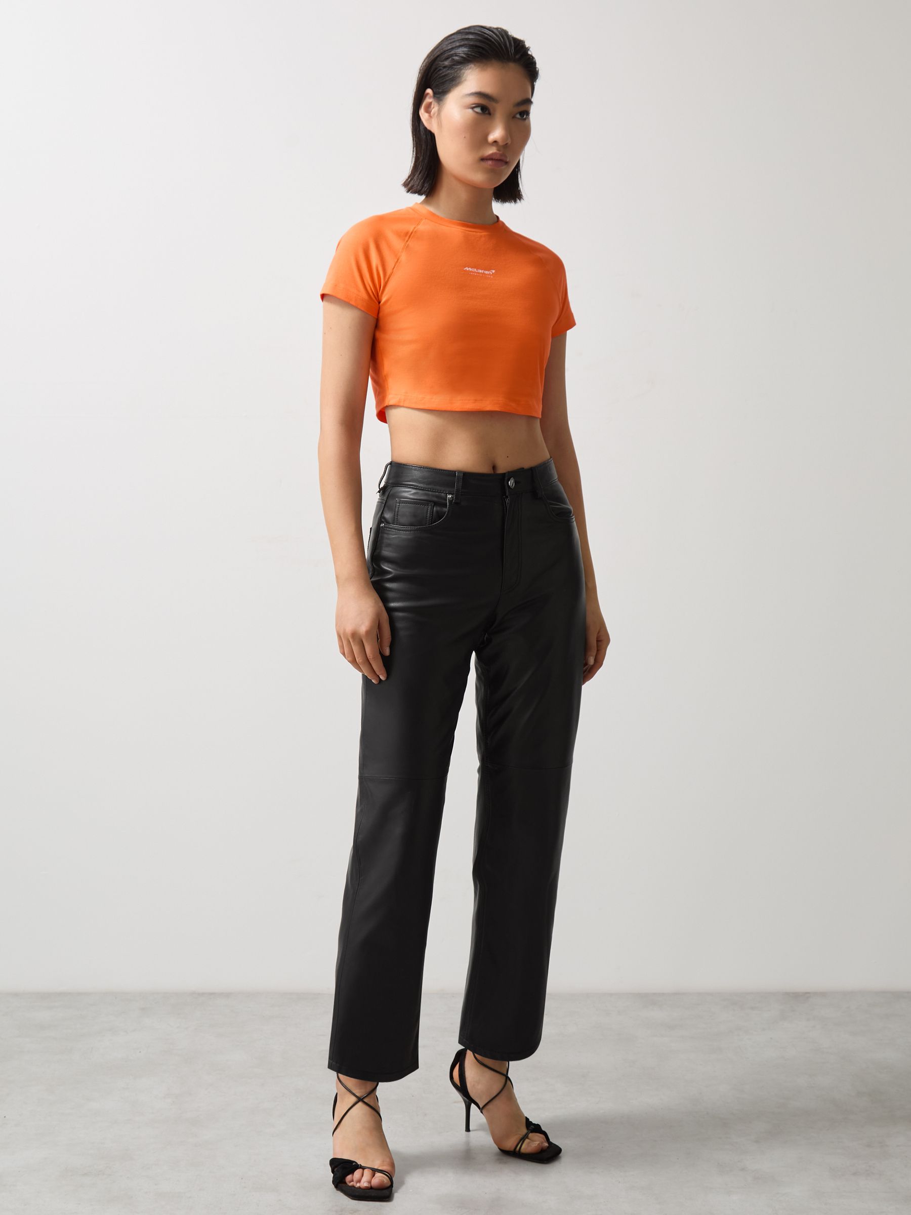 McLaren F1 Team Cropped Logo T-Shirt in Papaya Orange