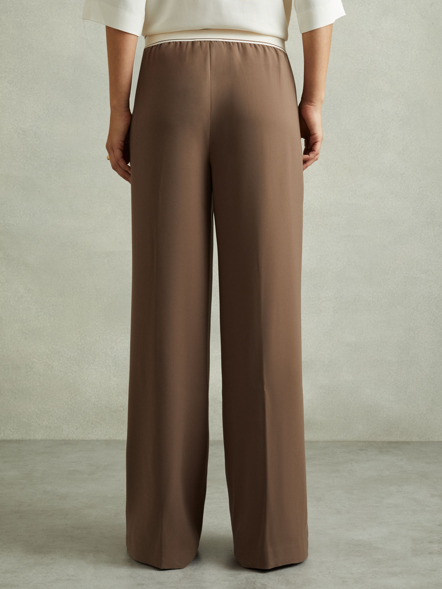 Wide Leg Elasticated Trousers in Mocha Brown