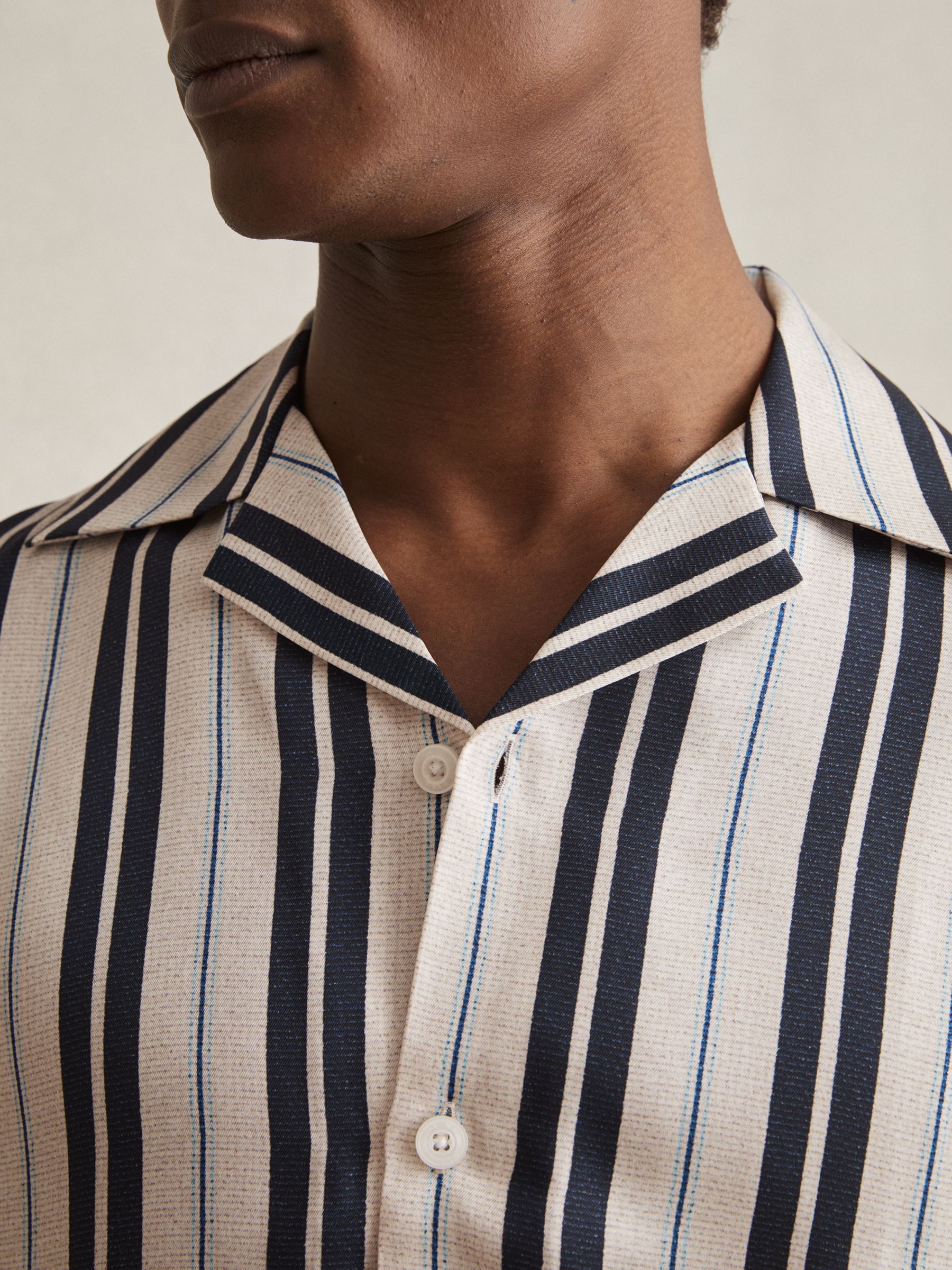 Wide-Stripe Cuban-Collar Shirt in White/Navy