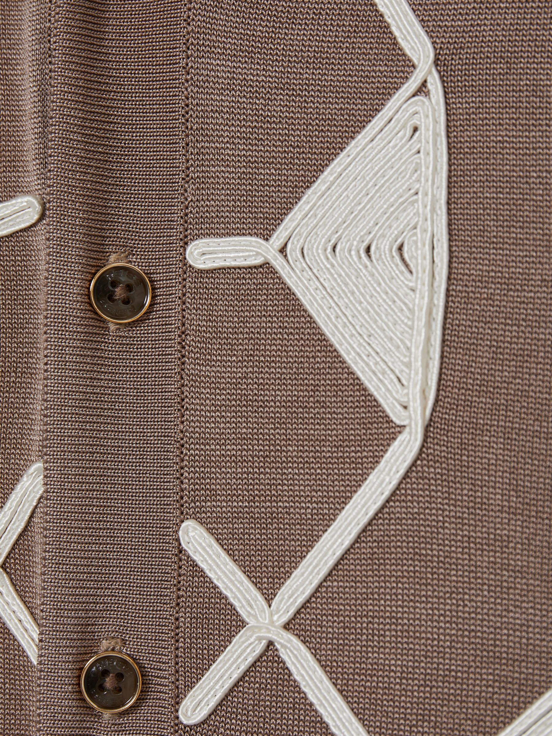 3-9 yrs Geometric Embroidery Knit Shirt in Mink Brown/ Off White