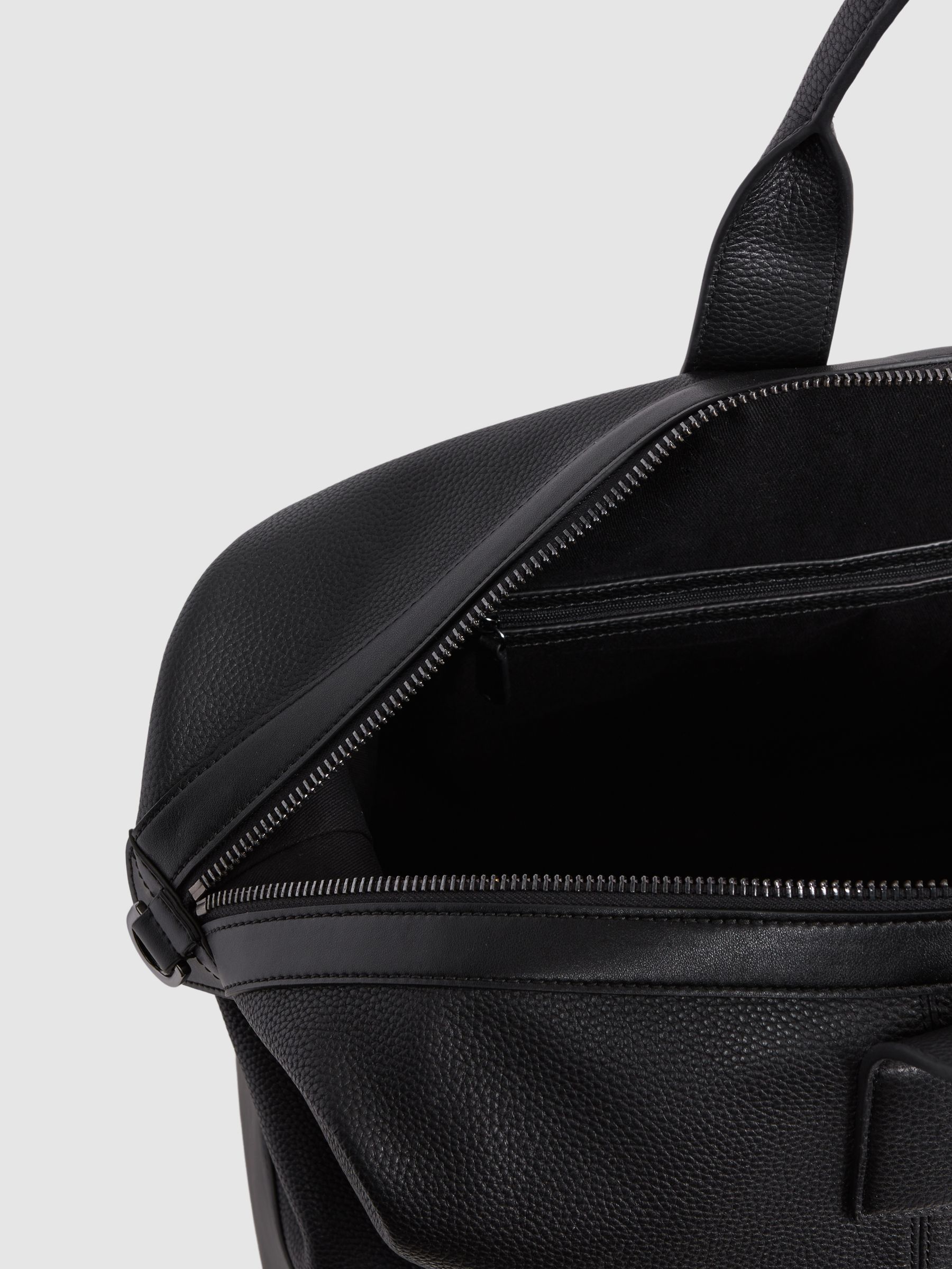 Leather Travel Bag in Black