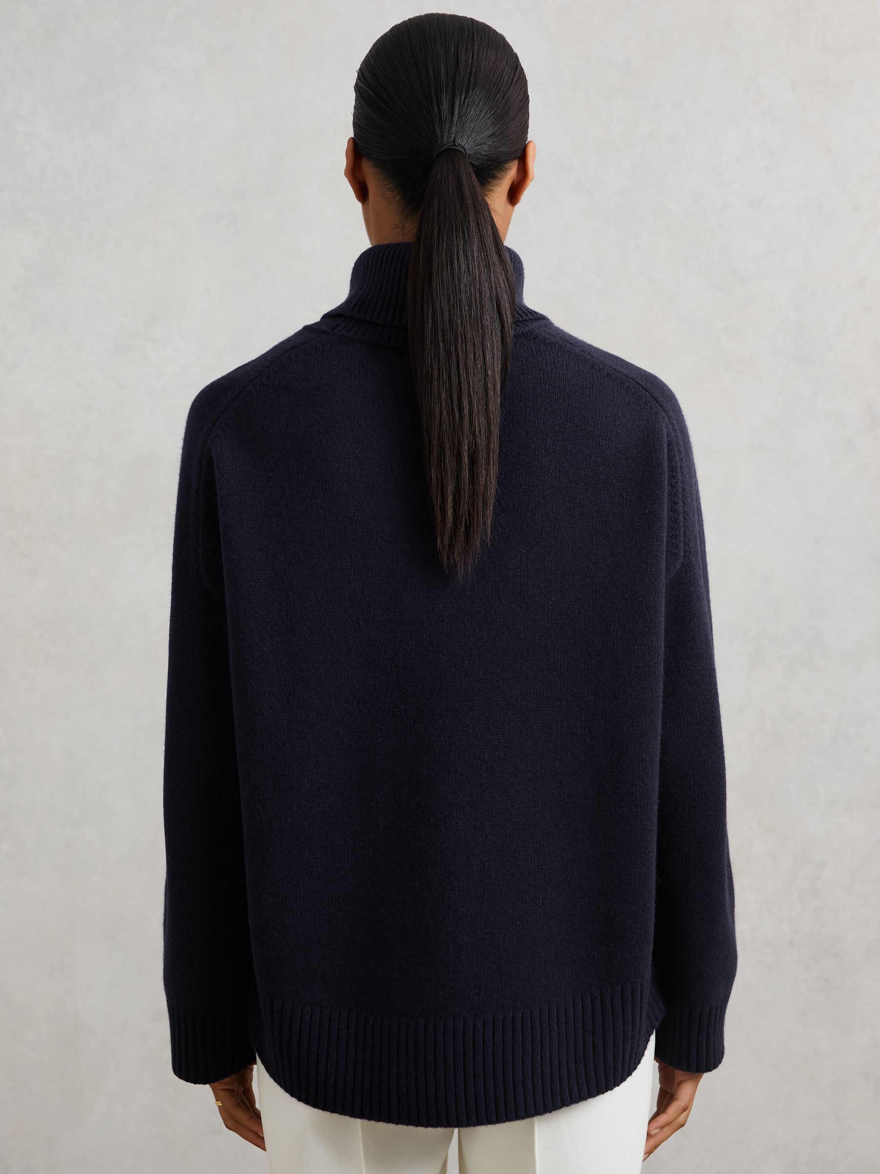 Wool-Cashmere Roll-Neck Jumper in Navy
