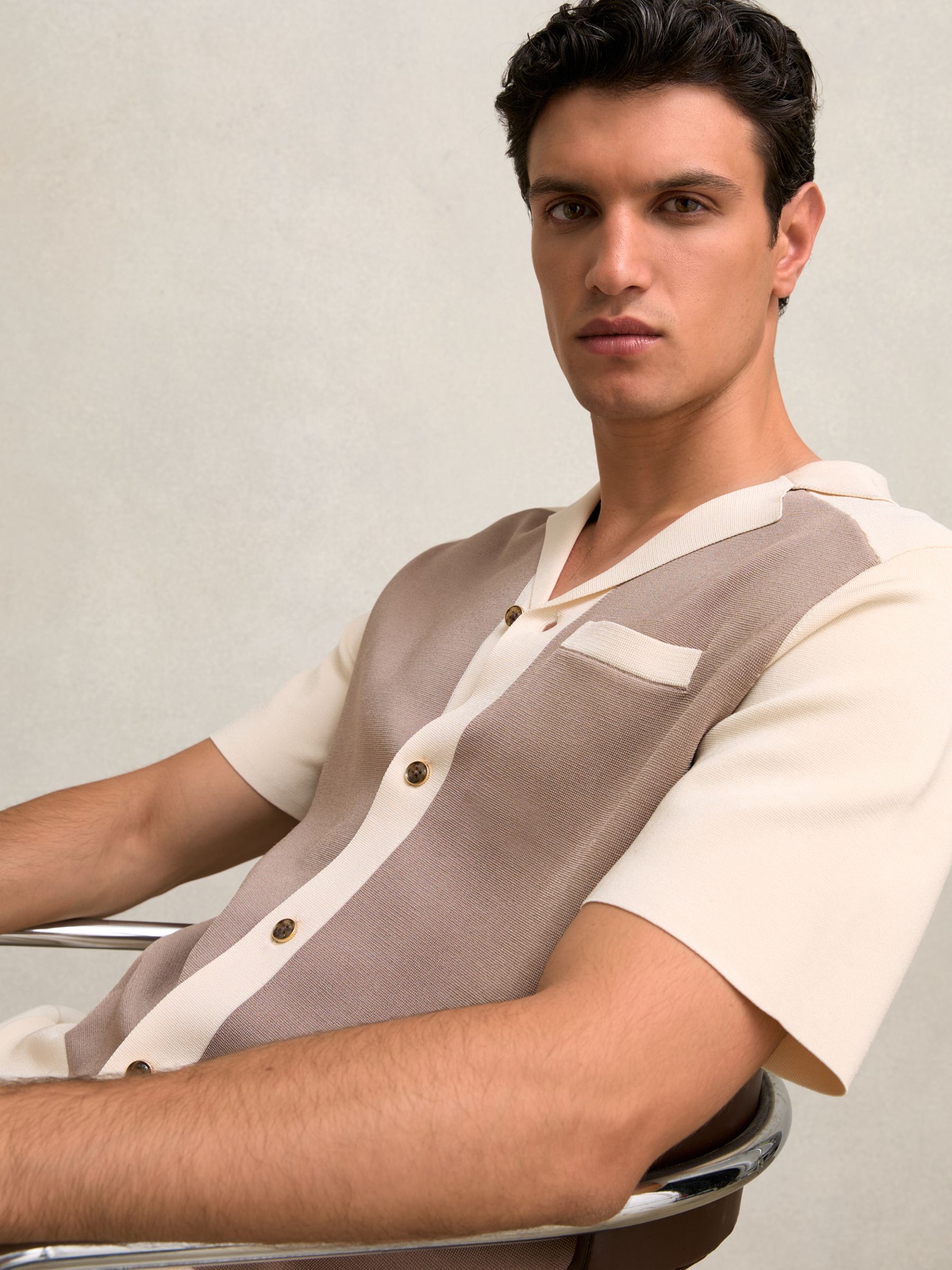 Colour-Block Cuban-Collar Knit Shirt in Taupe Brown/Light Stone