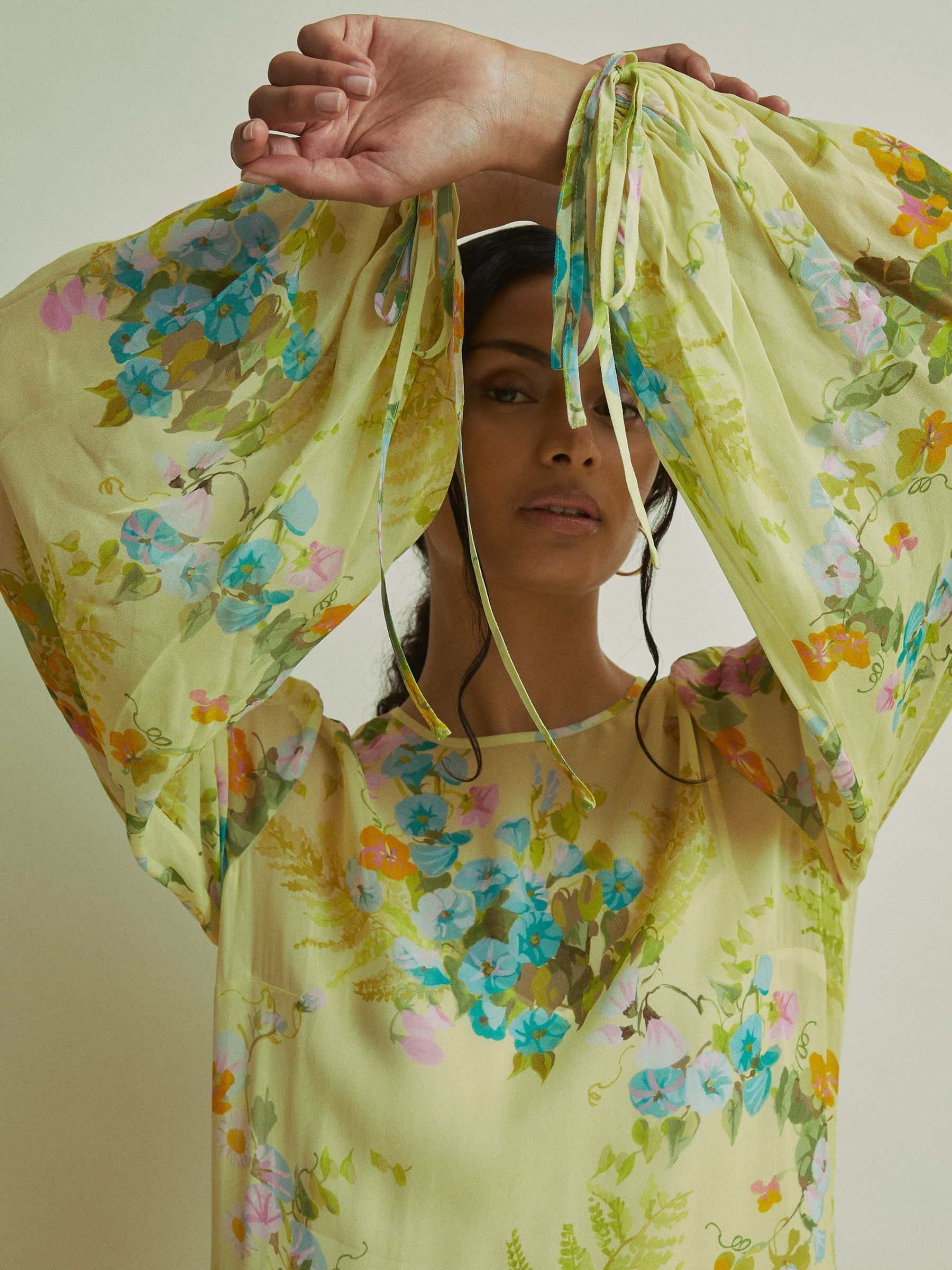 Florere Asymmetric Midi Dress in Pale Green