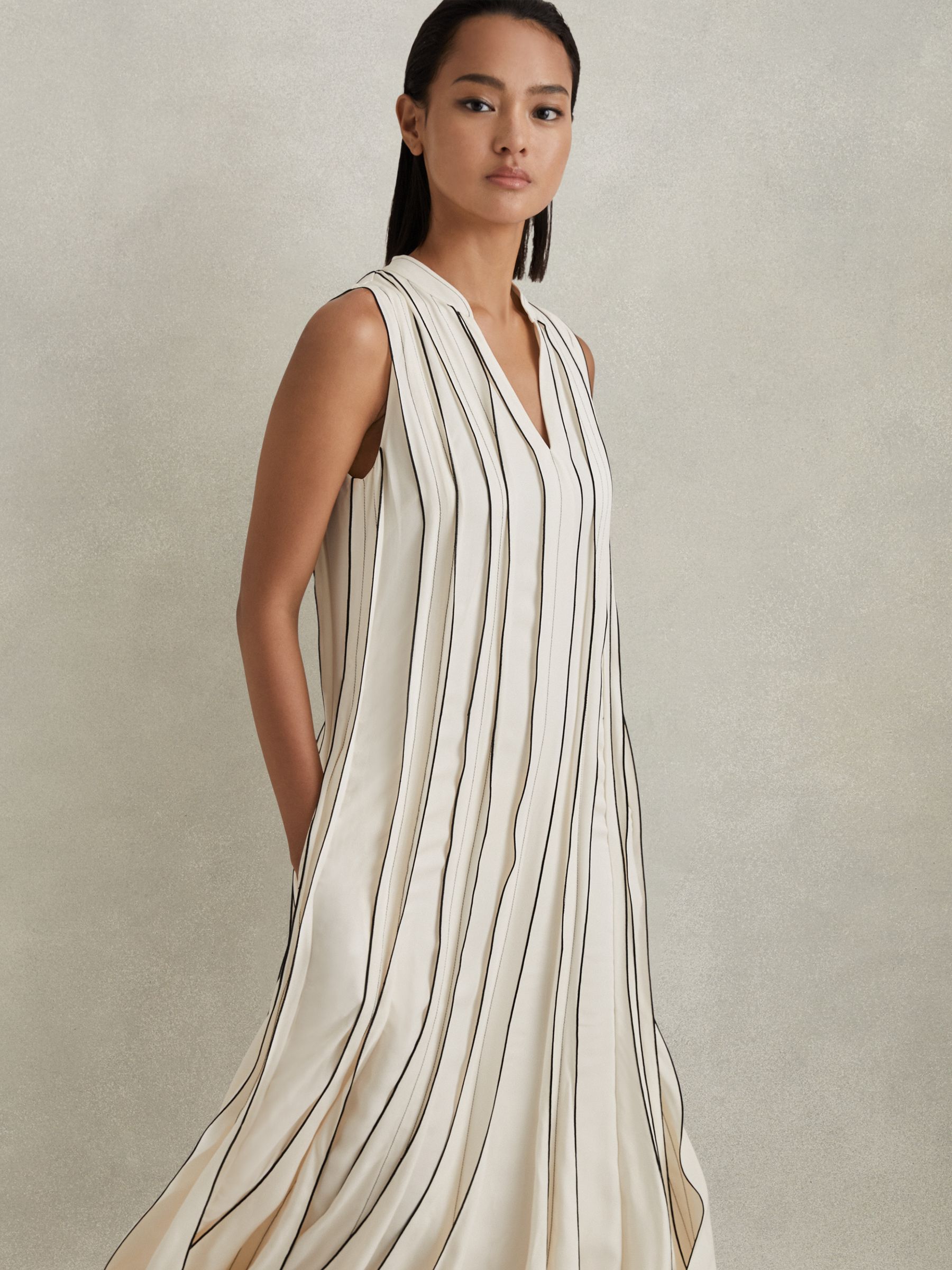 Contrast Ruffle Midi Dress in Ivory