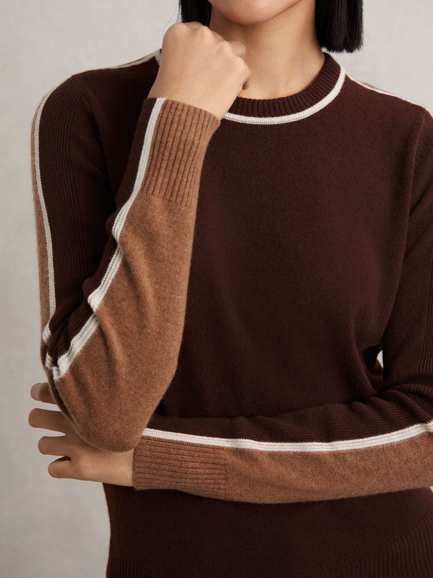Wool-Blend Colour-Block Jumper With Cashmere in Burgundy/Tan