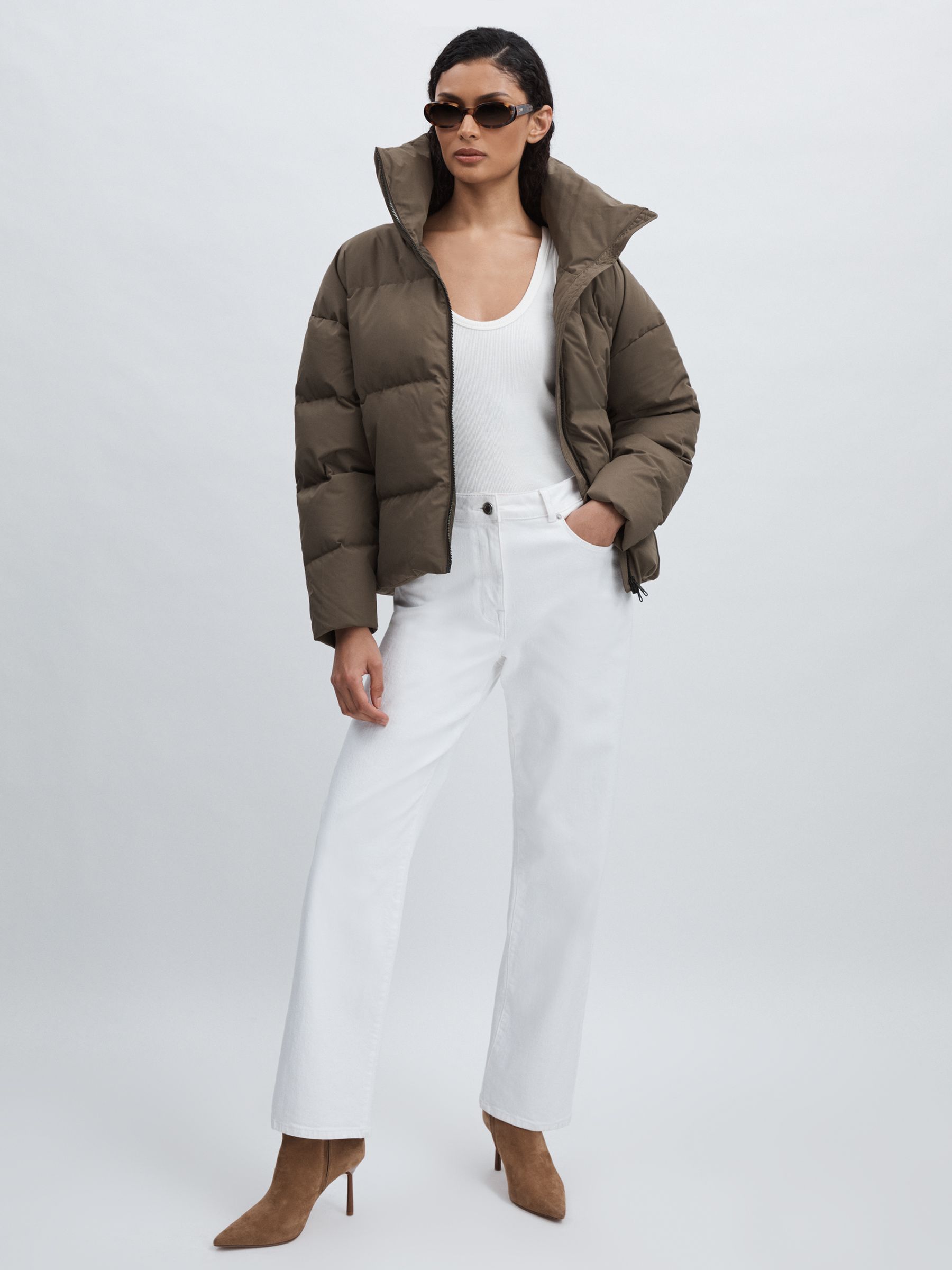 Scandinavian Edition Short Puffer Jacket in Brown