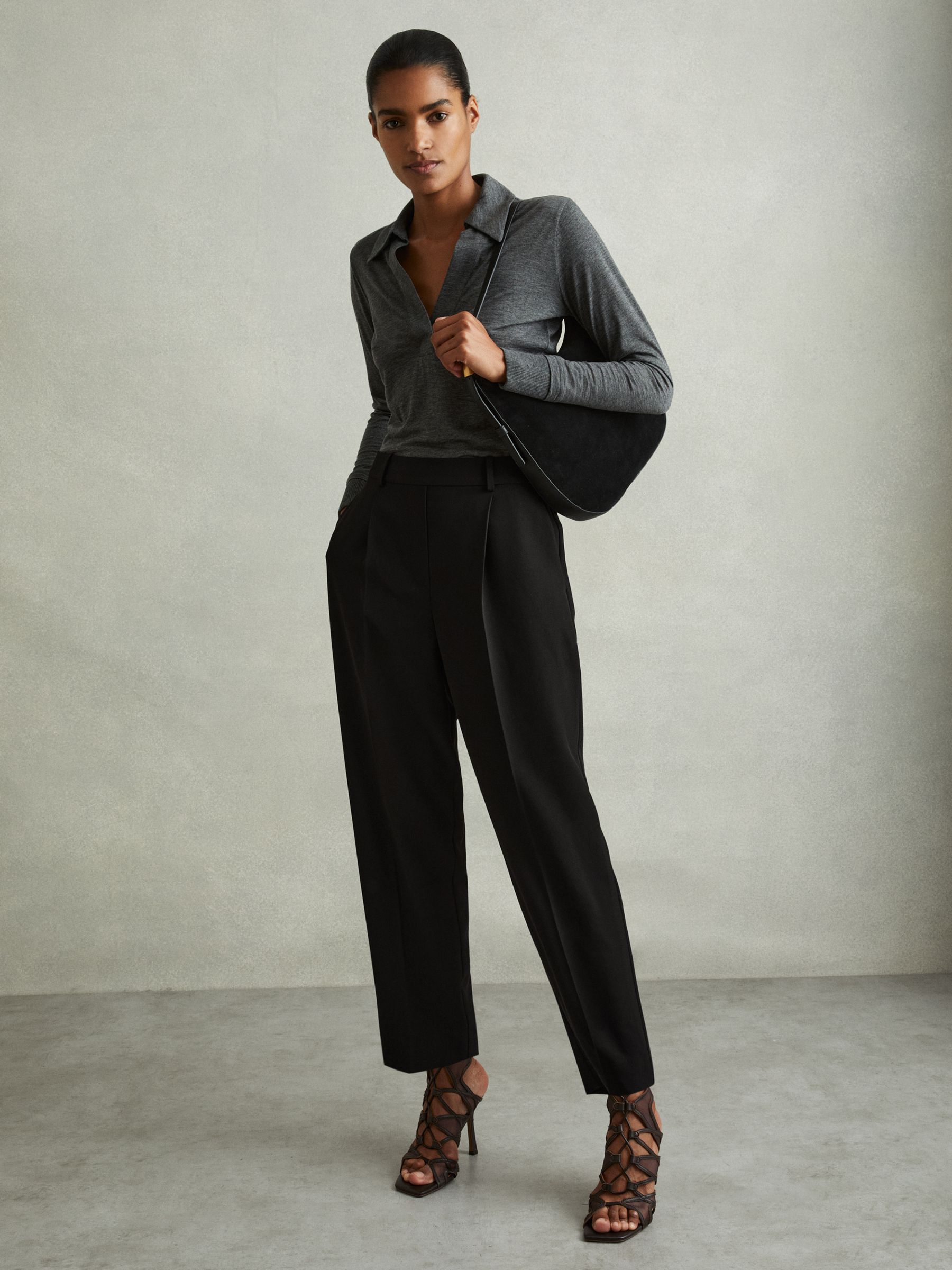 Front Pleat Tapered Trousers in Black