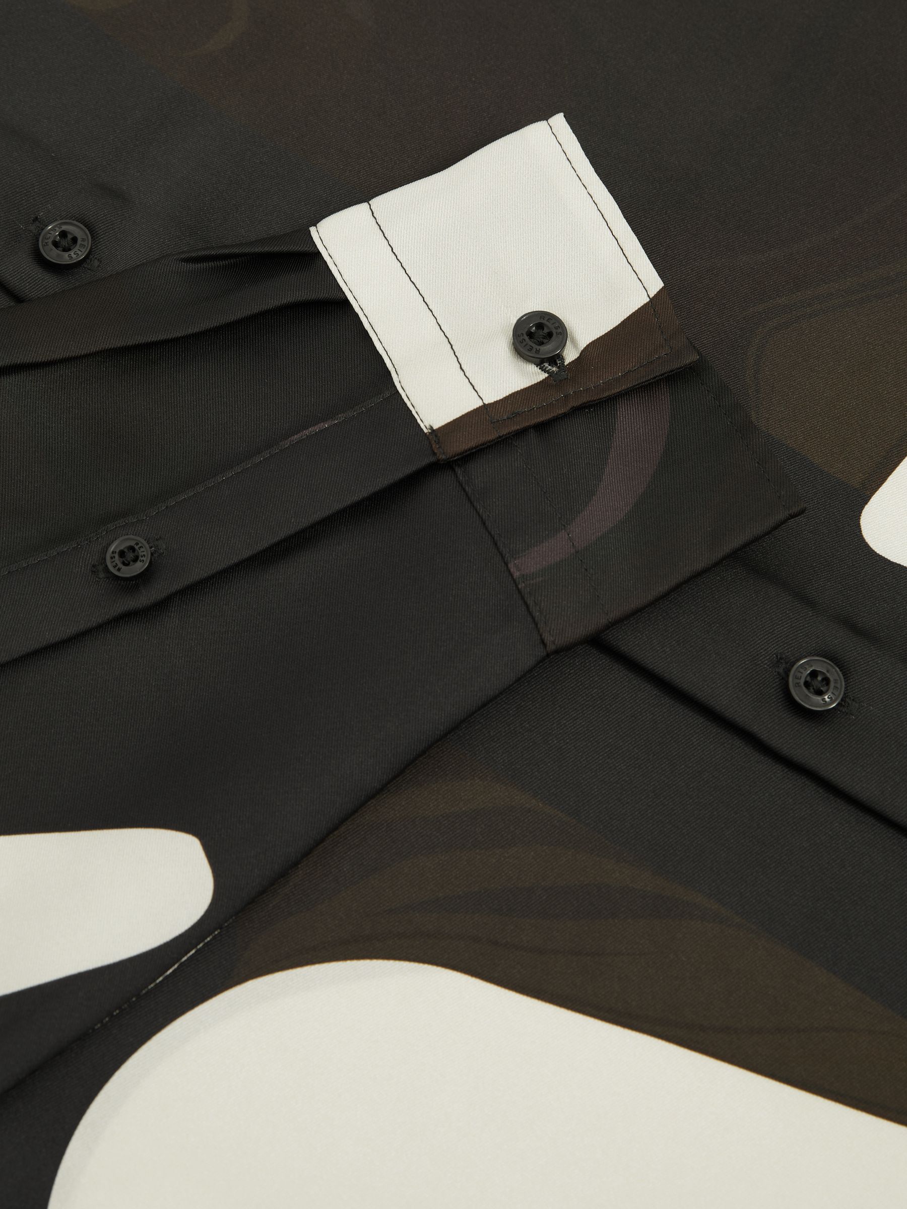 Abstract-Print Poplin Shirt in Chocolate Brown