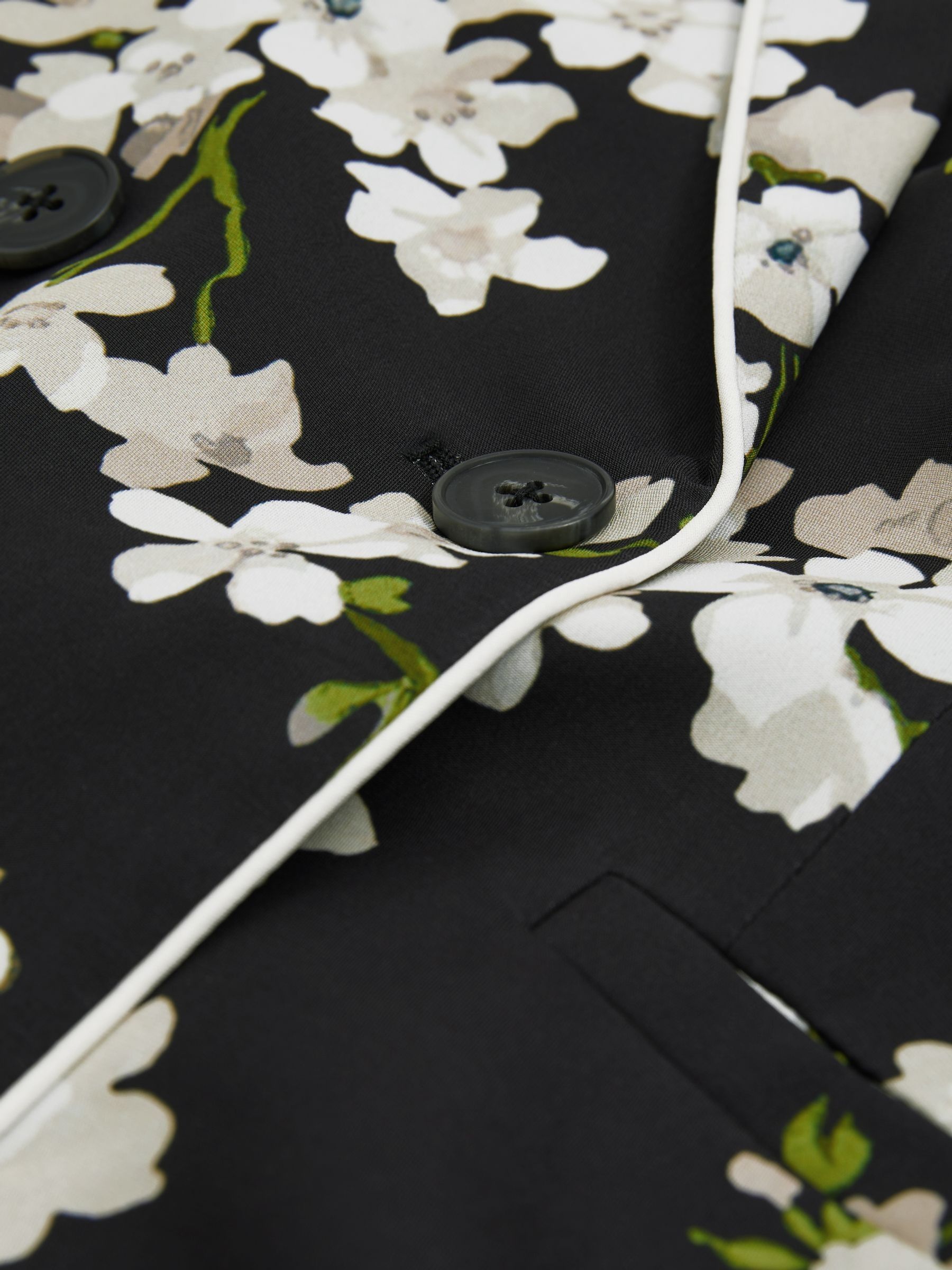 Florere Relaxed Double Breasted Black Blazer in Black