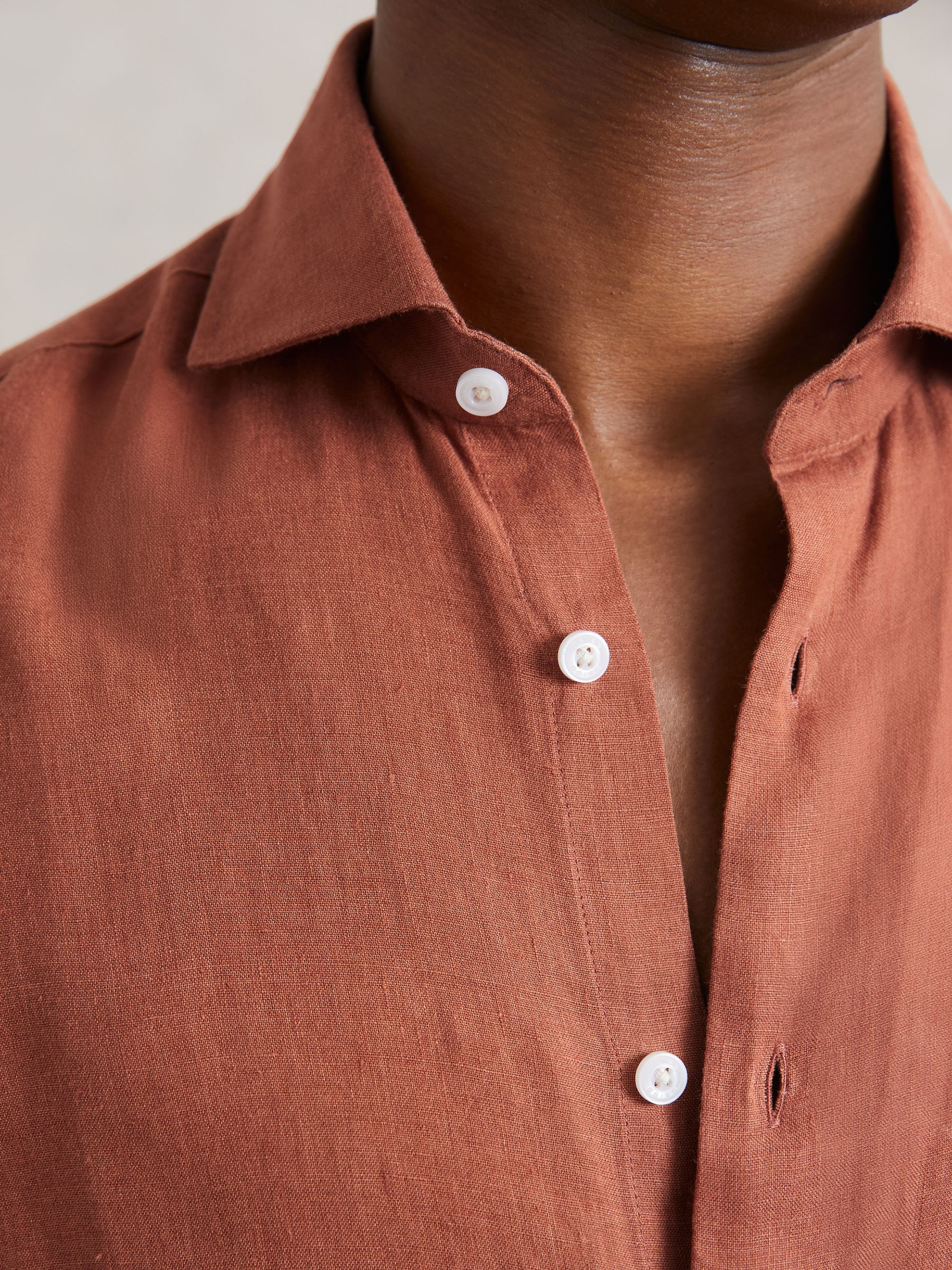 Linen Shirt in Cinnamon Brown
