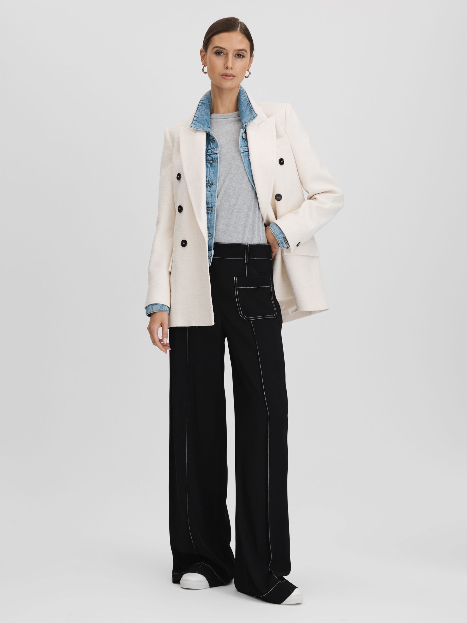 Petite Contrast Stitch Wide Leg Trousers in Black