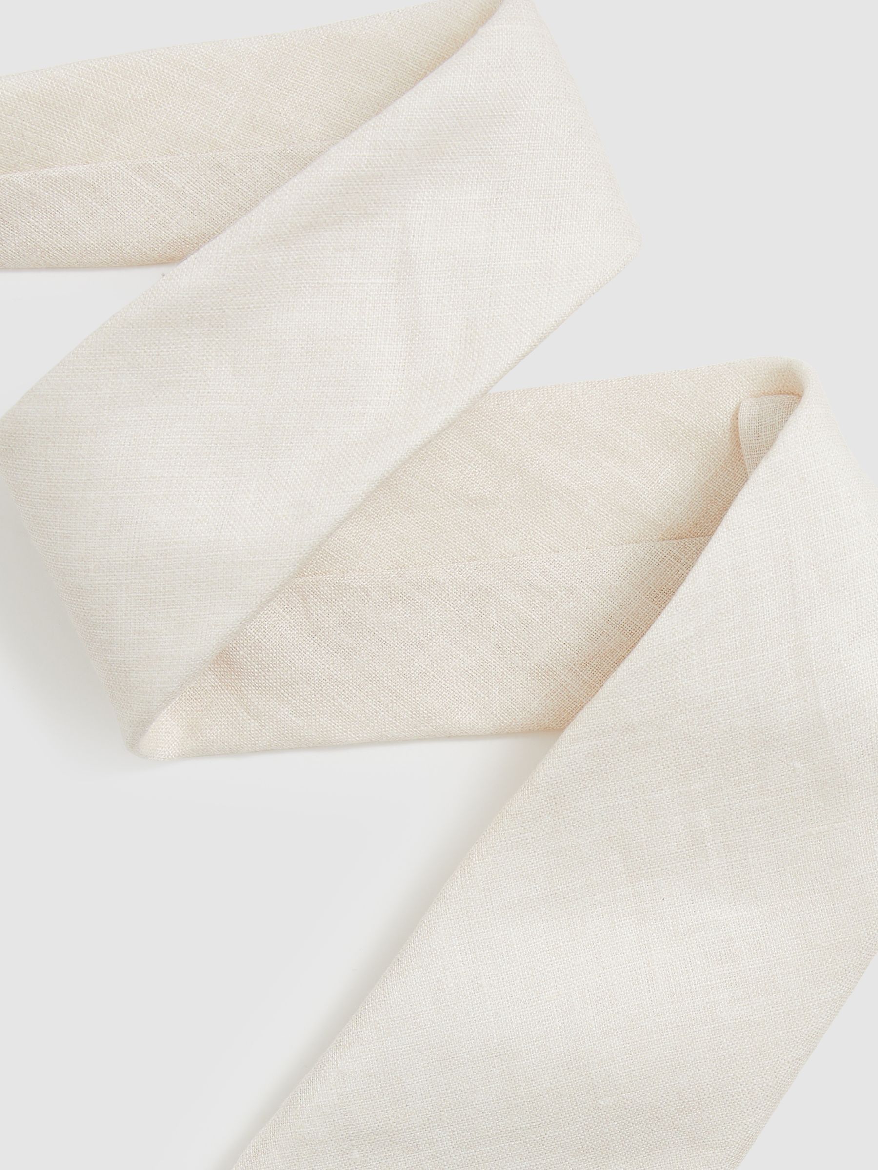 Linen Textured Tie in Ecru
