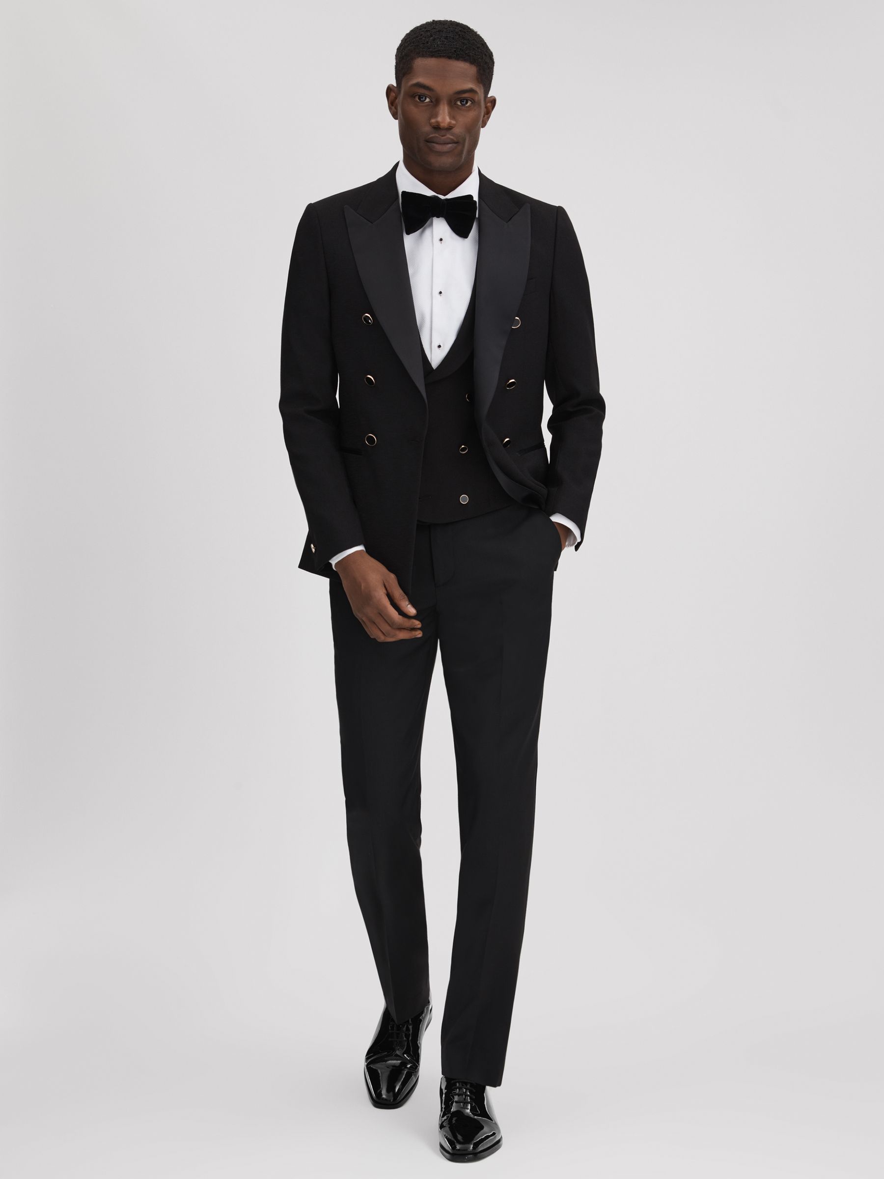 Patent Leather Lace-Up Shoes in Black