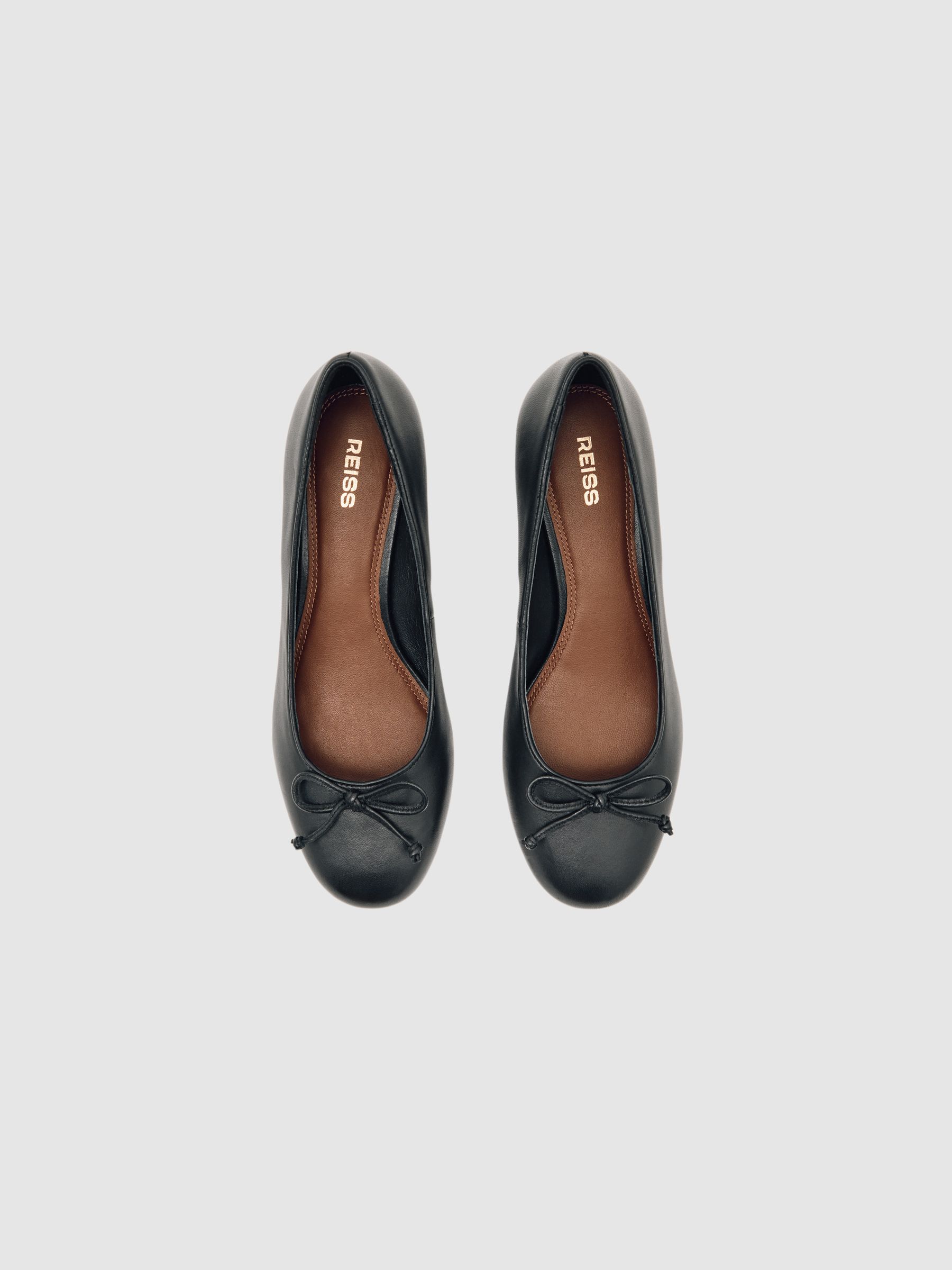 Leather Block Heel Ballerina Shoes in Black