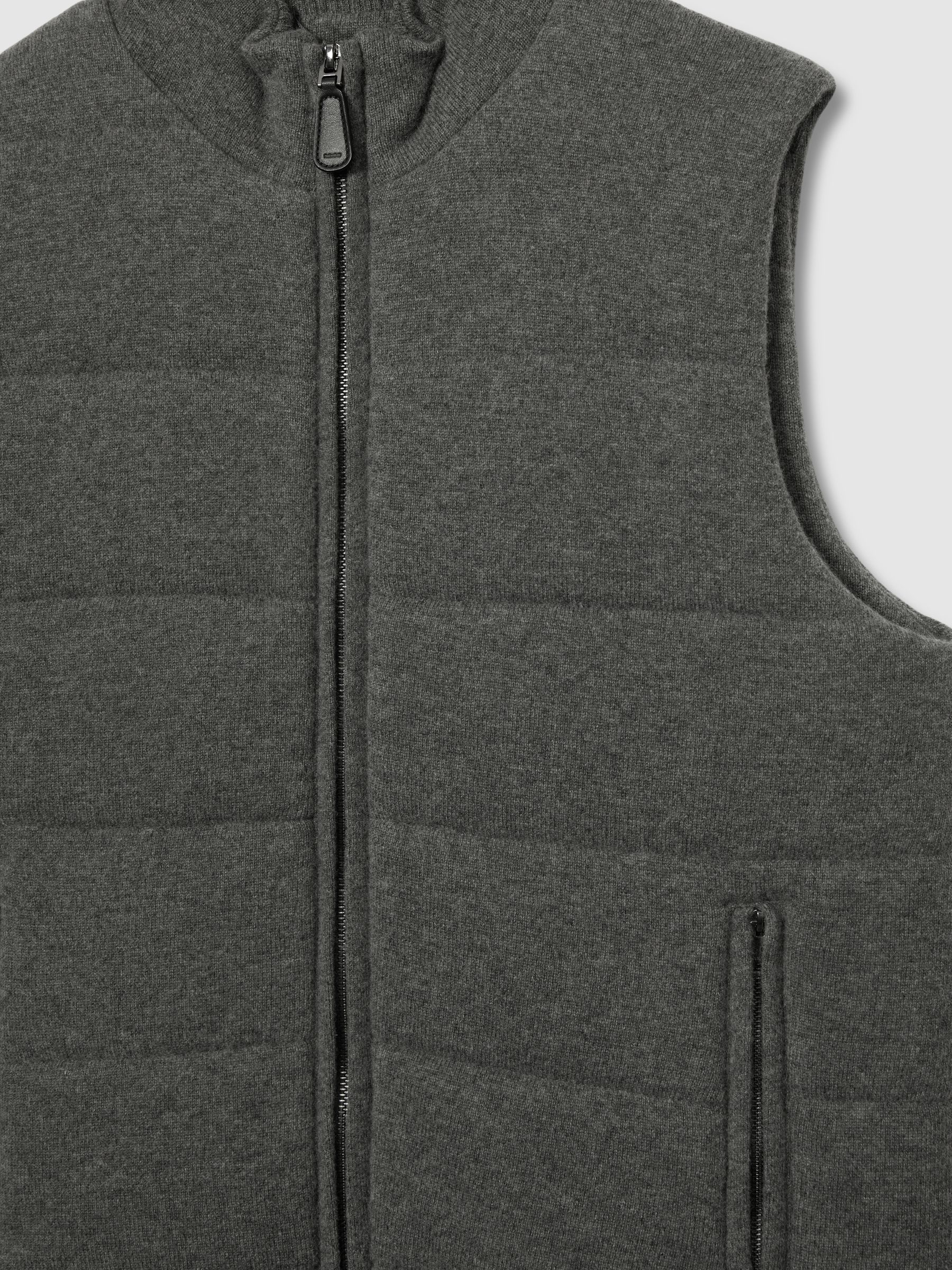 Atelier Quilted-Cashmere Gilet in Mid Grey Melange