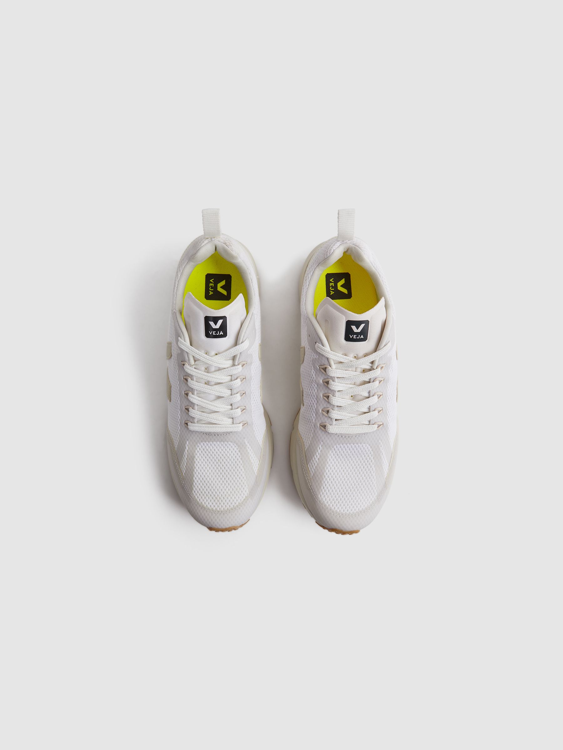 Veja Mesh Running Trainers in White Pierre