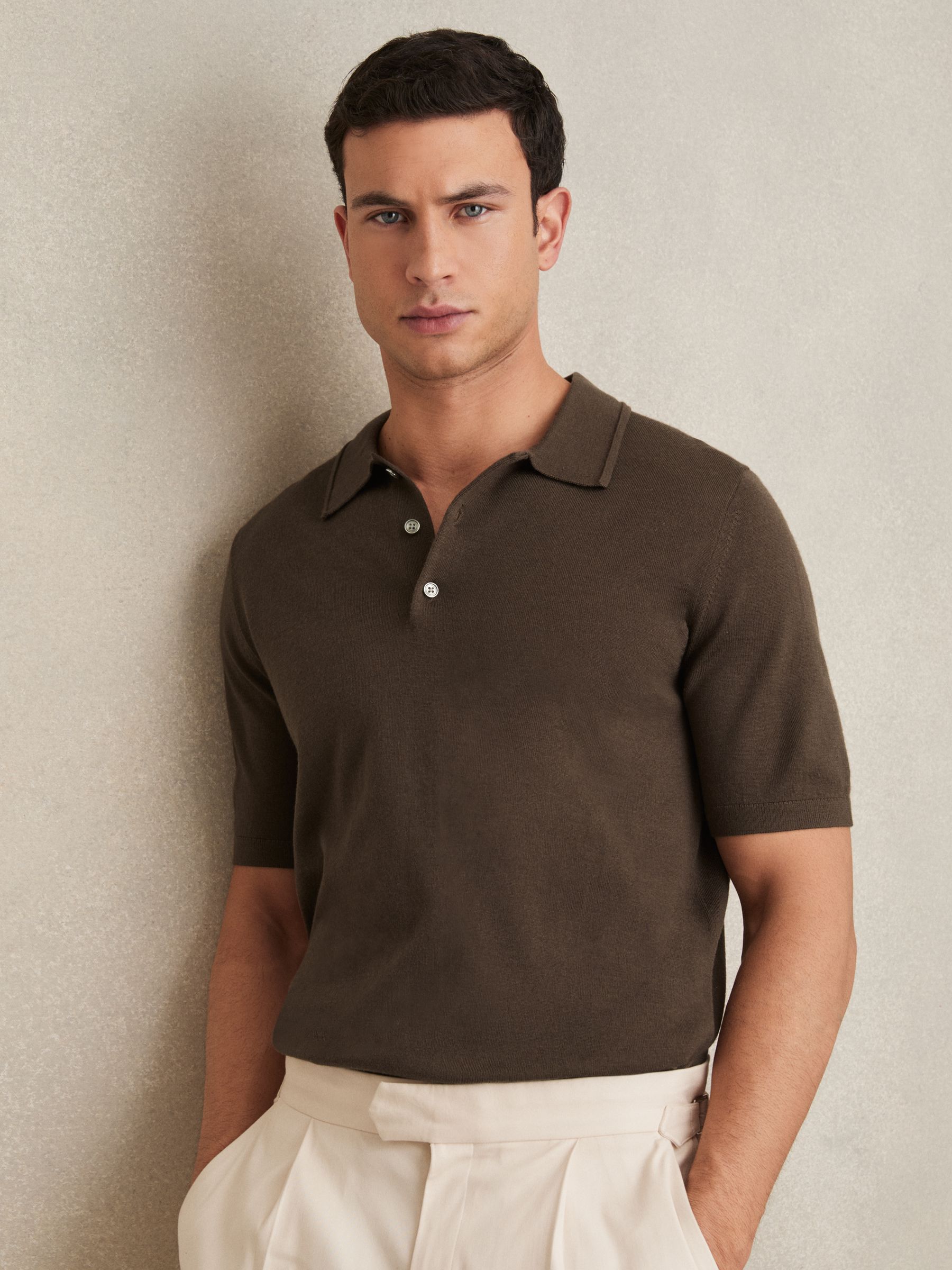 Merino Wool Short-Sleeve Polo Shirt in Chocolate Brown