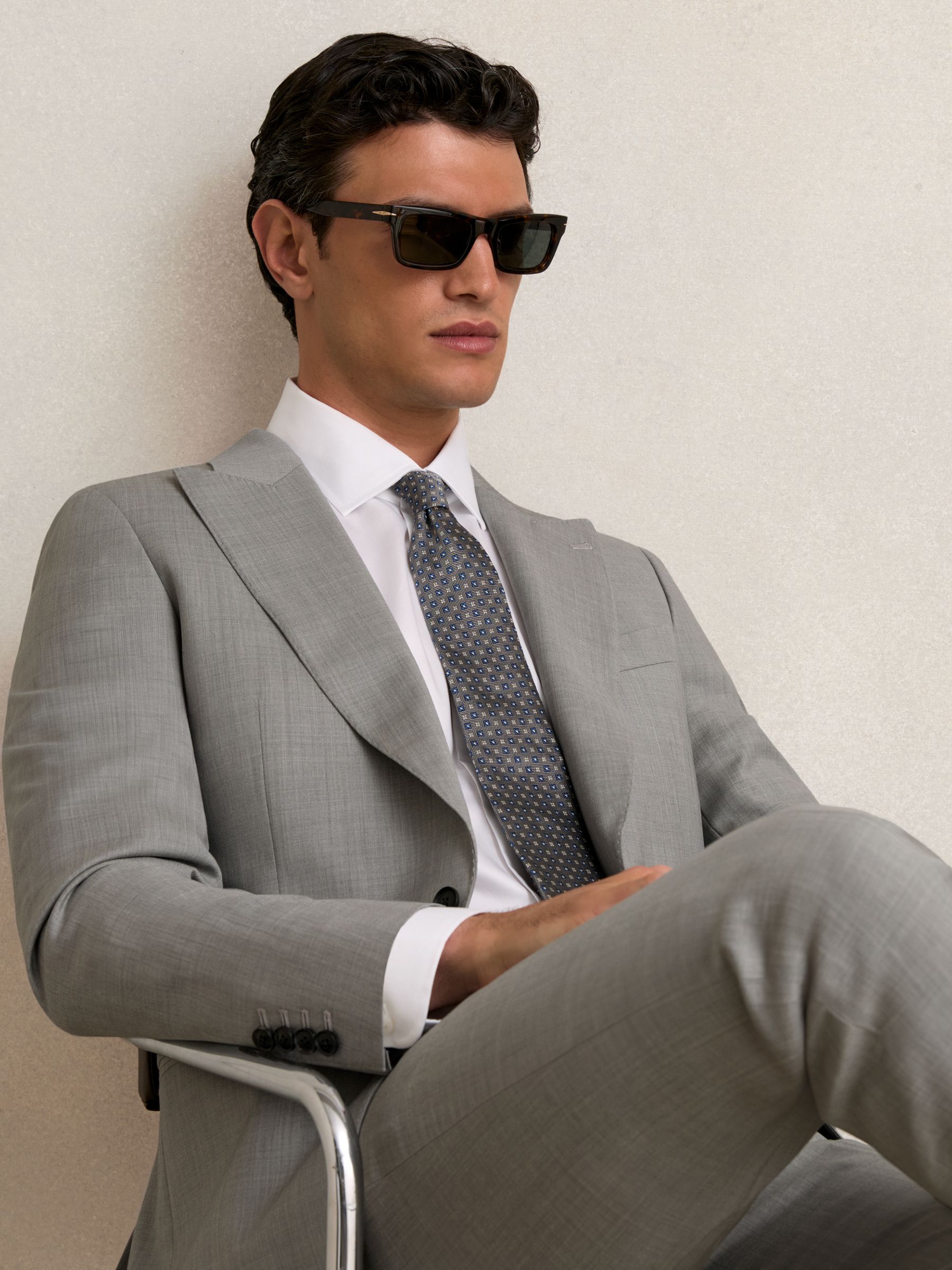 Slim-Fit Wool Single Breasted Suit Blazer in Mid Grey