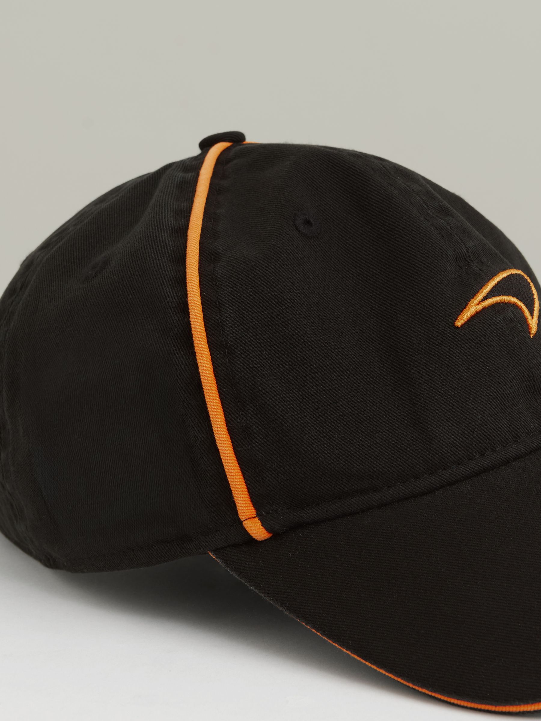 McLaren F1 Team Speedmark Cap Unisex Fit in Black