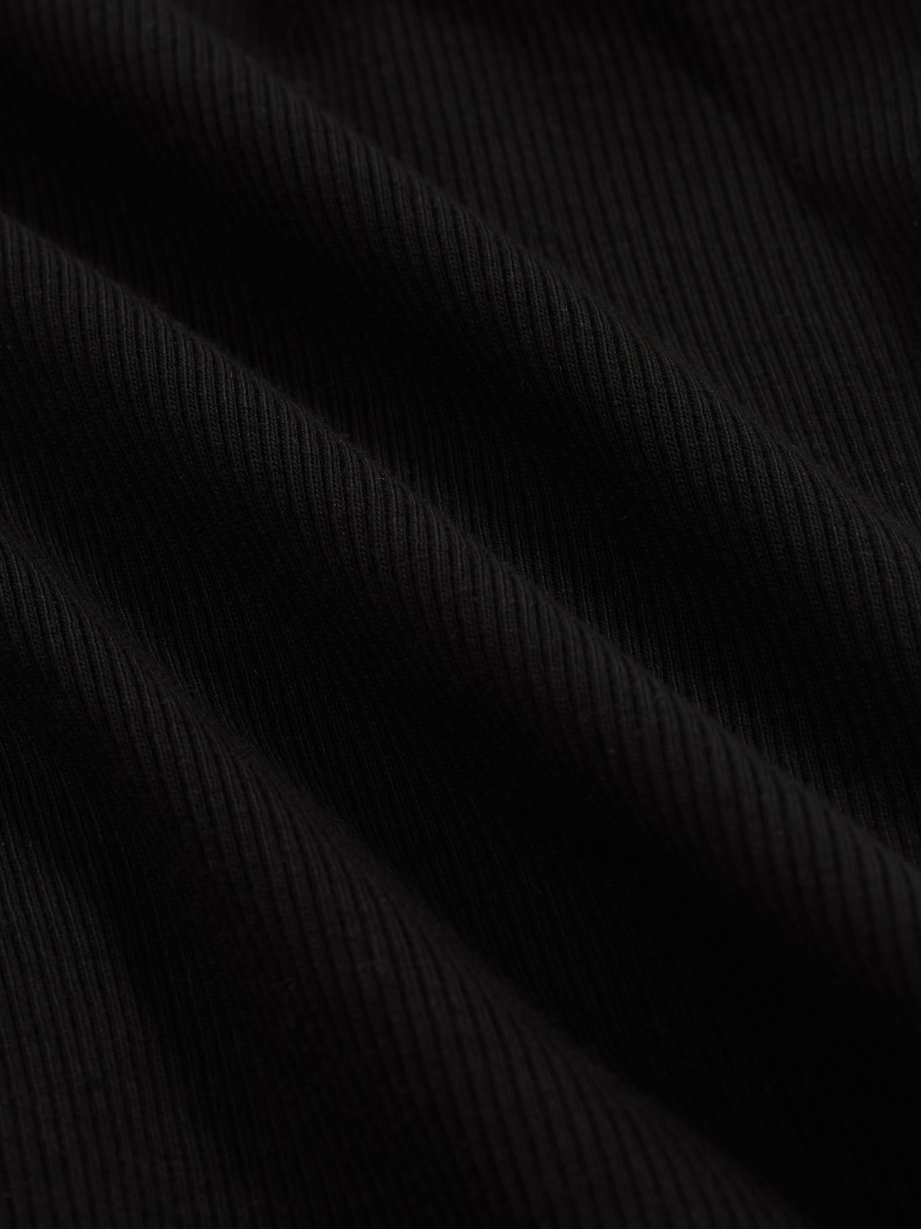 Stretch-Cotton Low-Back Vest in Black