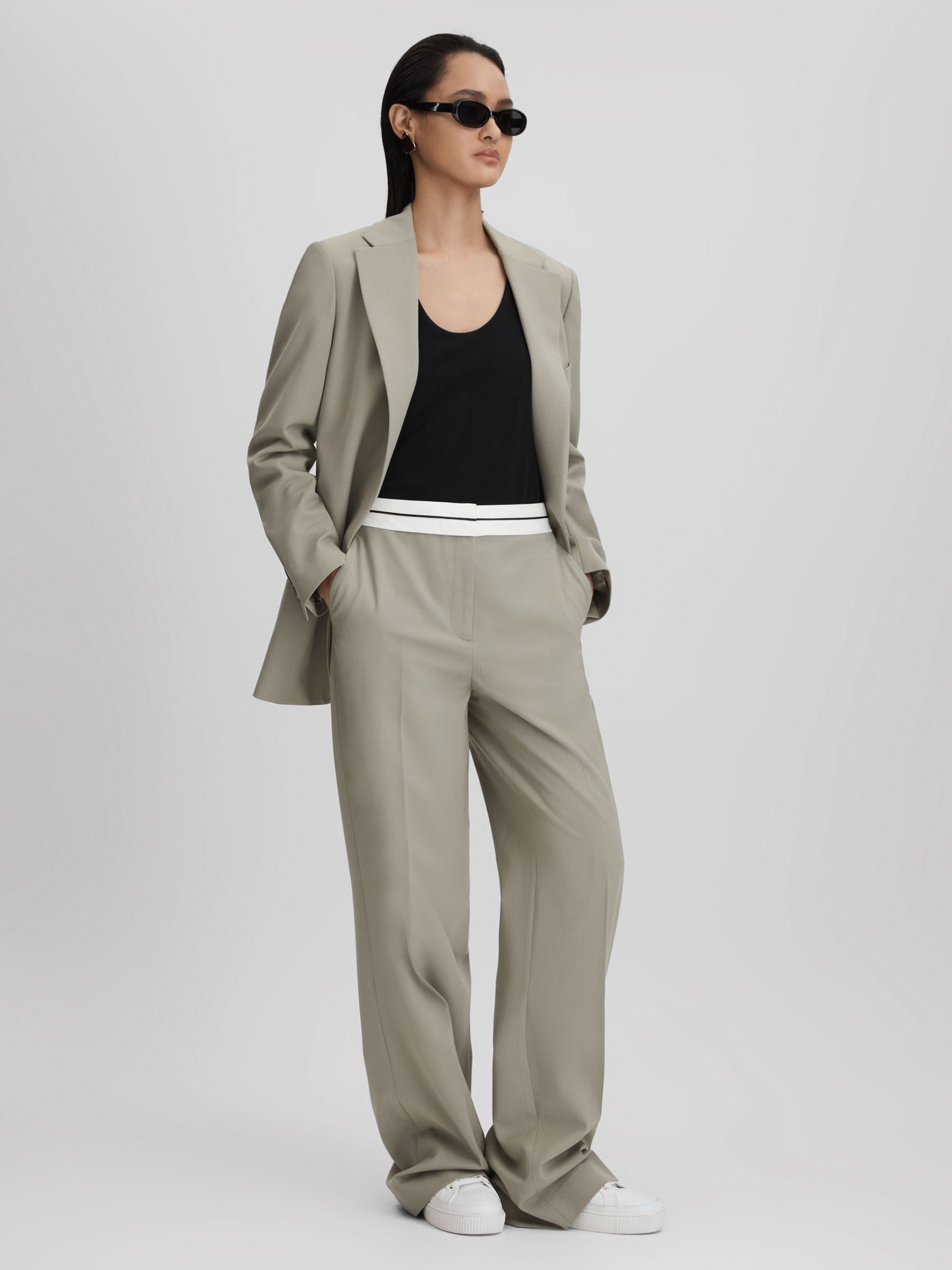 Wool Blend Single Breasted Suit Blazer in Green